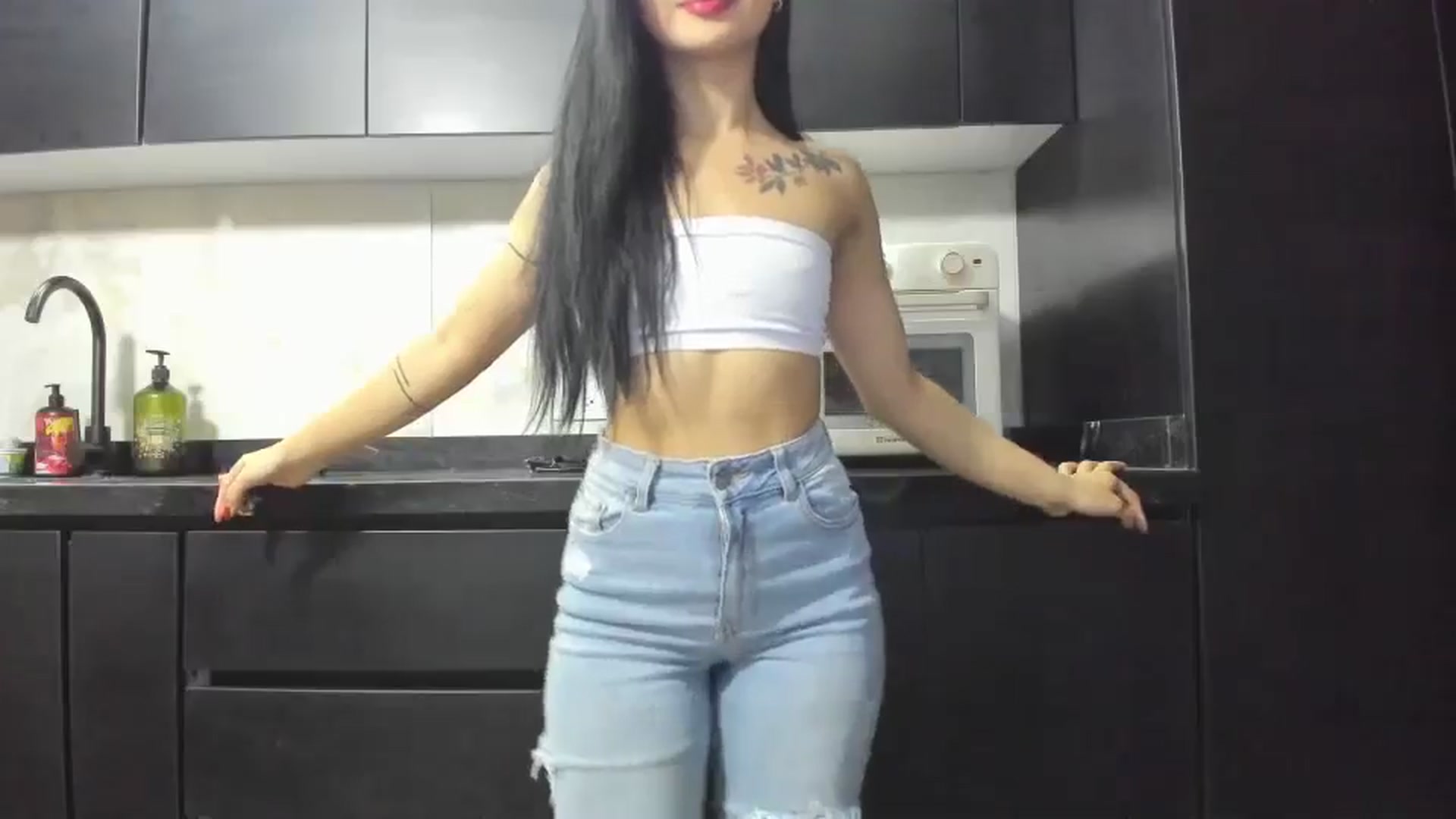 Gallery image thumbnail from Kattgalle's myfreecams stream on, 07/15/2025, 24:50 image 15 of 20