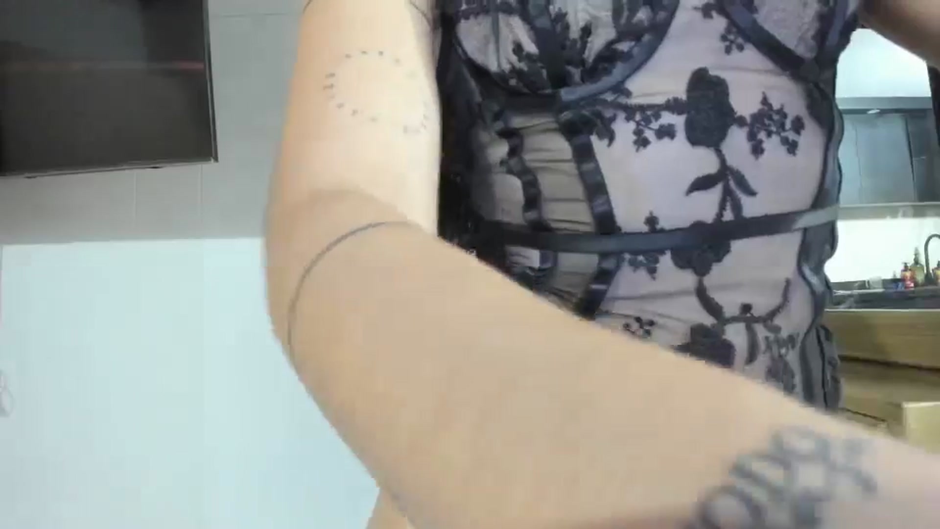 Gallery image thumbnail from Kattgalle's myfreecams stream on, 07/17/2025, 06:20 image 9 of 20