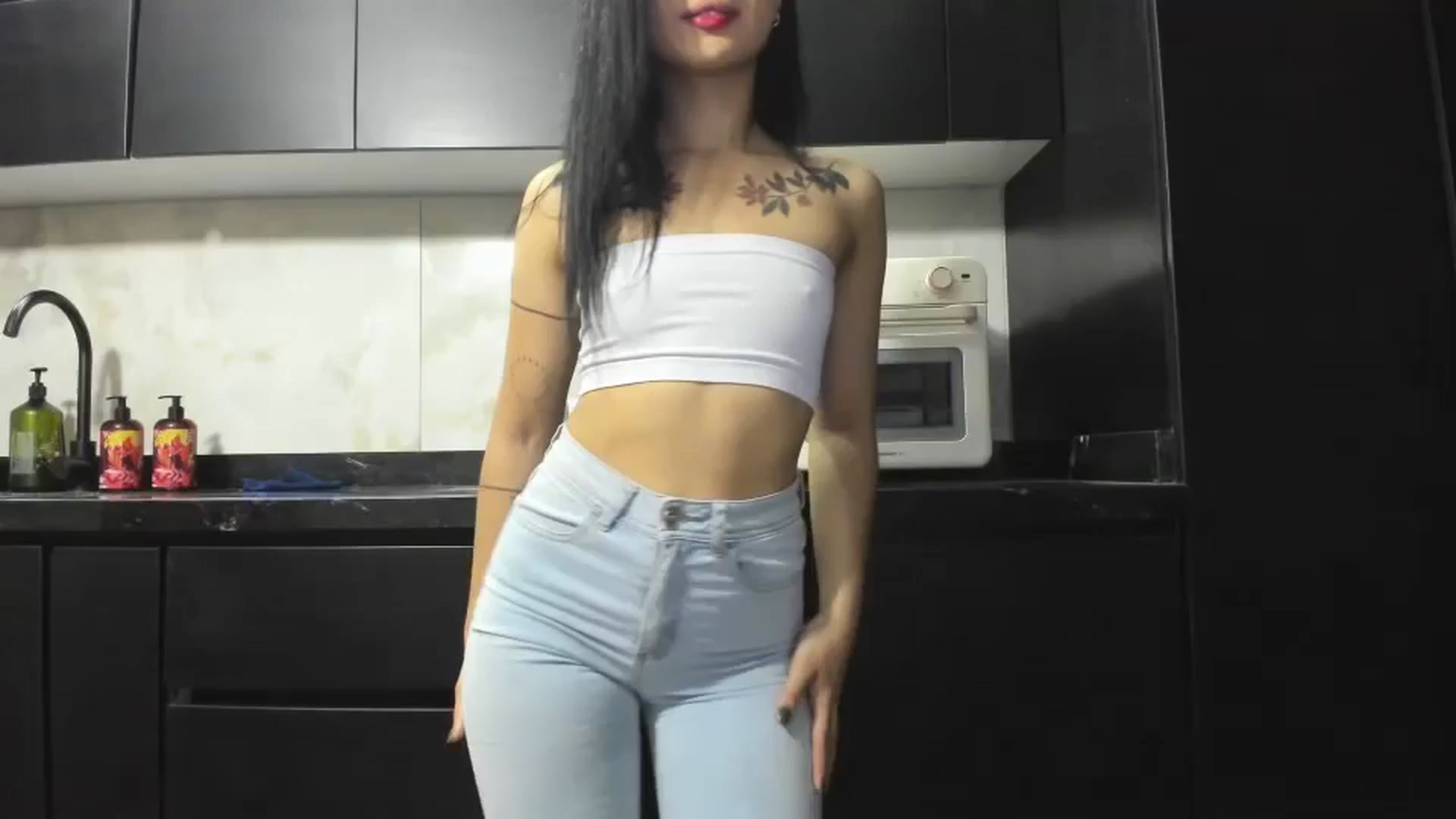 Gallery image thumbnail from Kattgalle's myfreecams stream on, 07/30/2025, 24:00 image 3 of 20