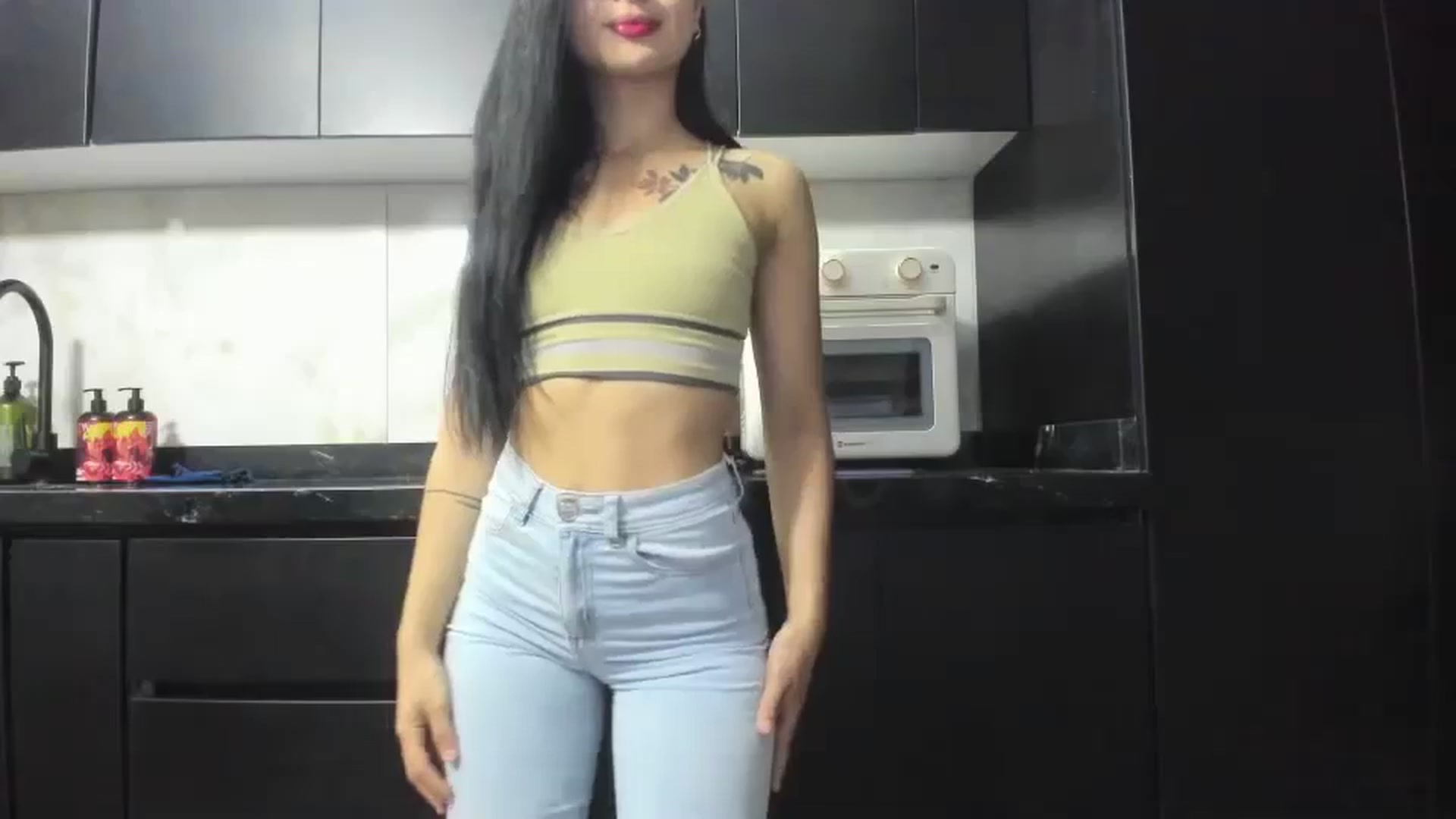 Gallery image thumbnail from Kattgalle's myfreecams stream on, 08/04/2025, 01:49 image 14 of 20