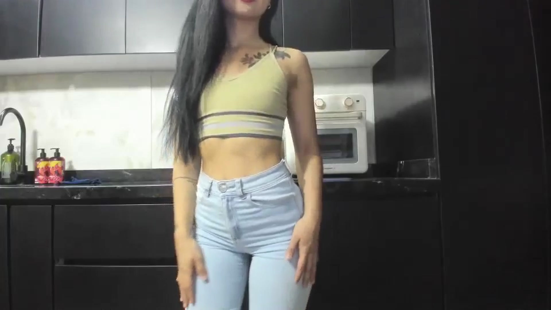 Gallery image thumbnail from Kattgalle's myfreecams stream on, 08/04/2025, 01:49 image 10 of 20