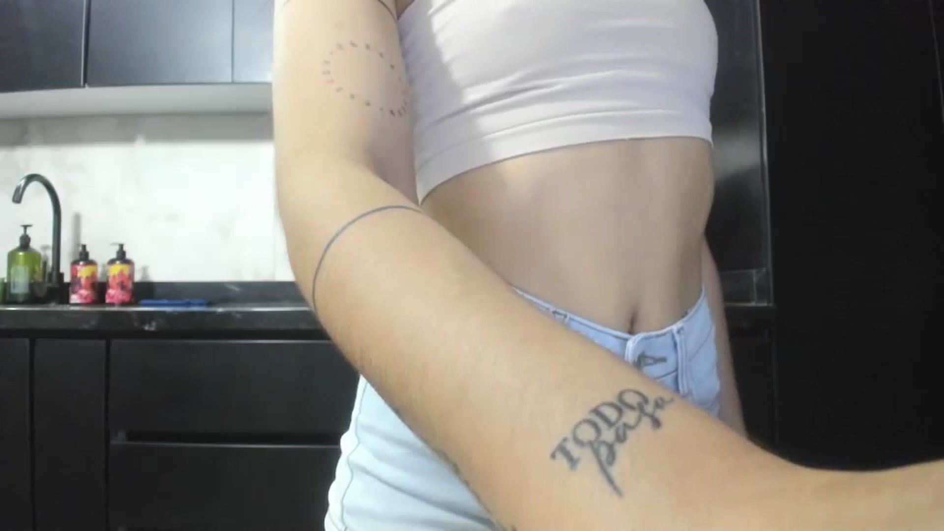 Gallery image thumbnail from Kattgalle's myfreecams stream on, 08/07/2025, 01:34 image 3 of 20