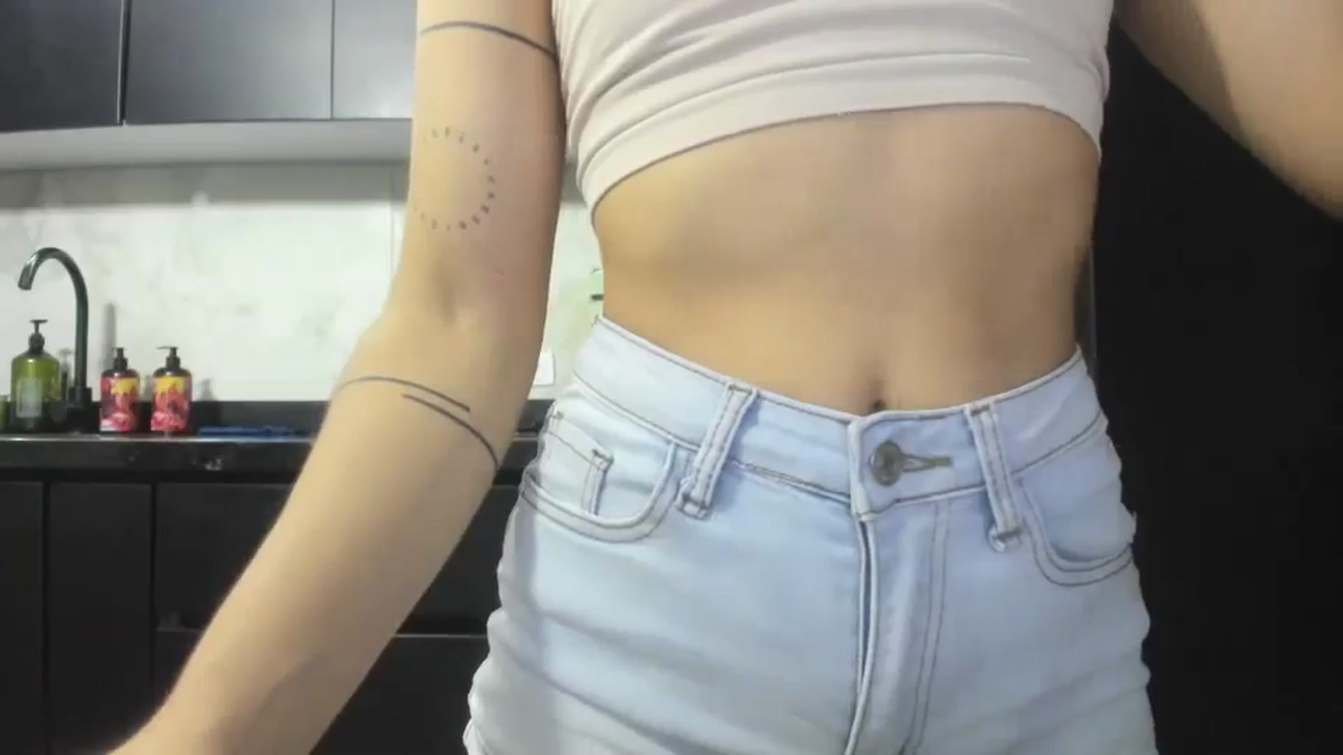 Gallery image thumbnail from Kattgalle's myfreecams stream on, 08/07/2025, 01:34 image 9 of 20