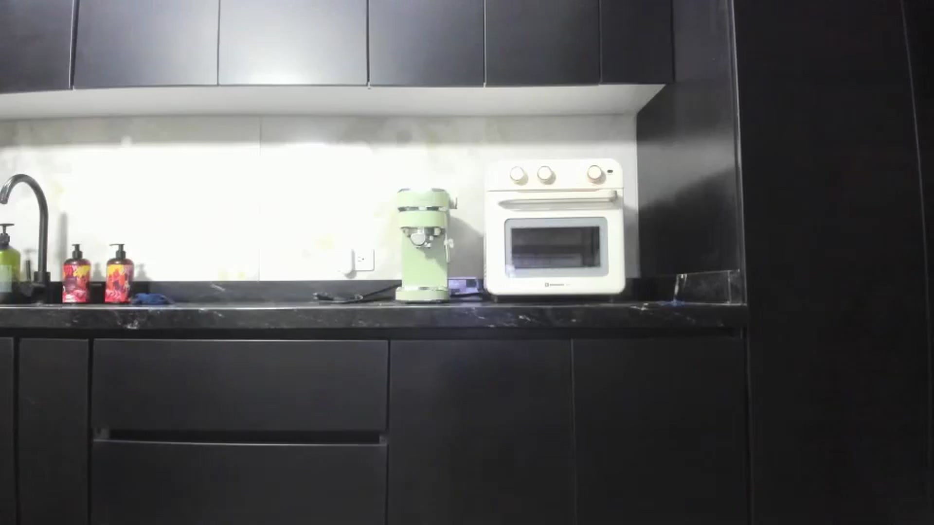 Gallery image thumbnail from Kattgalle's myfreecams stream on, 08/13/2025, 01:37 image 9 of 20