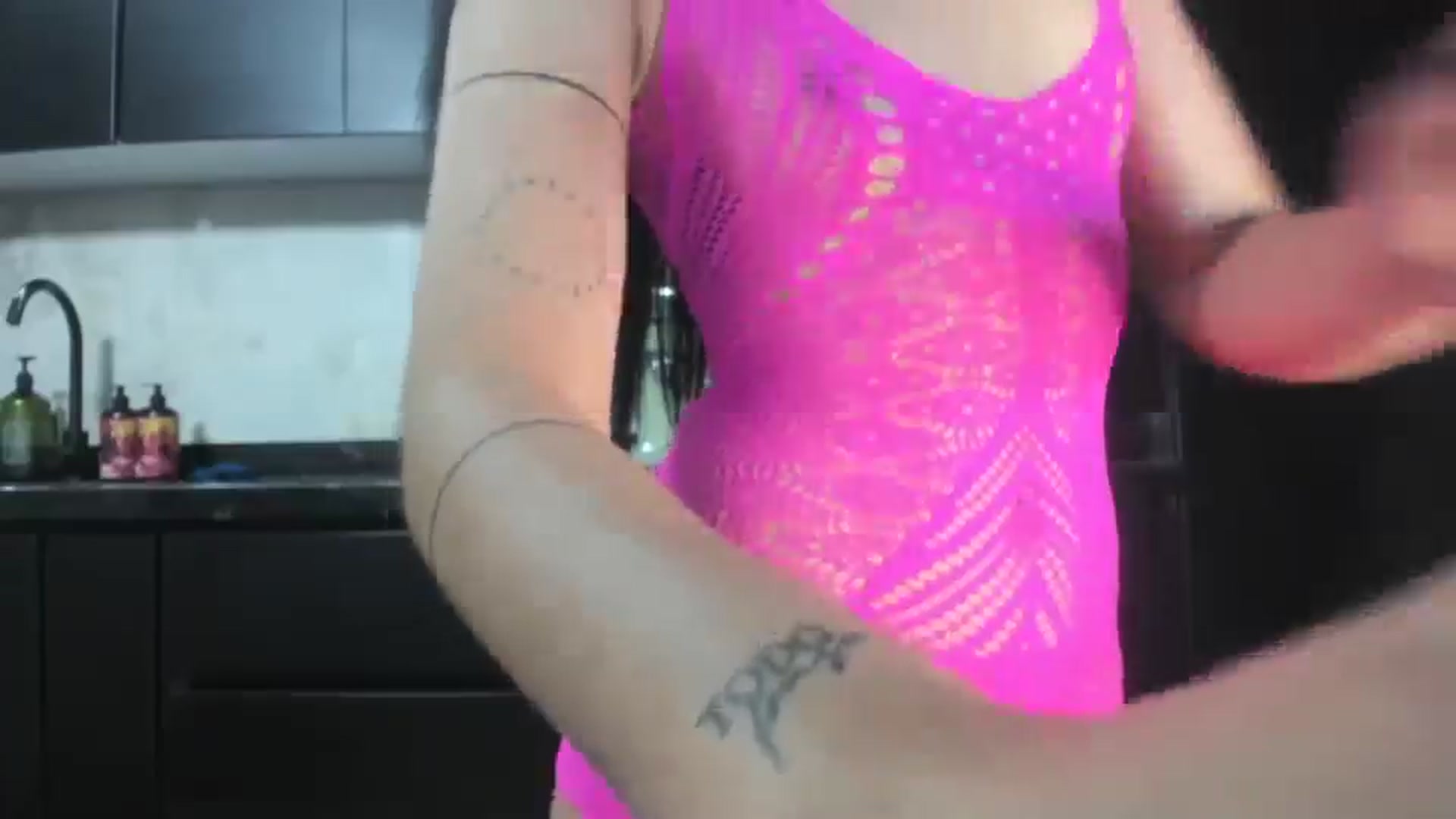 Gallery image thumbnail from Kattgalle's myfreecams stream on, 08/18/2025, 01:57 image 19 of 20