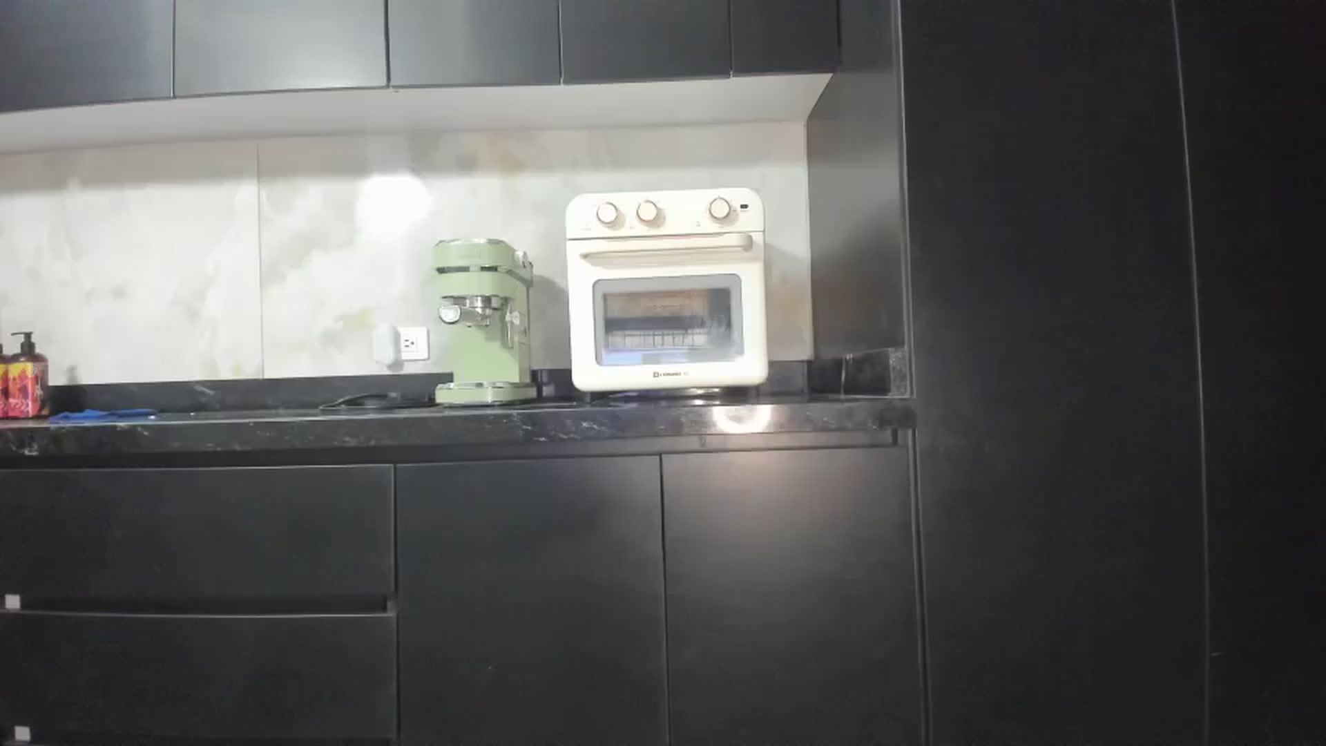 Gallery image thumbnail from Kattgalle's myfreecams stream on, 08/24/2025, 02:52 image 18 of 20