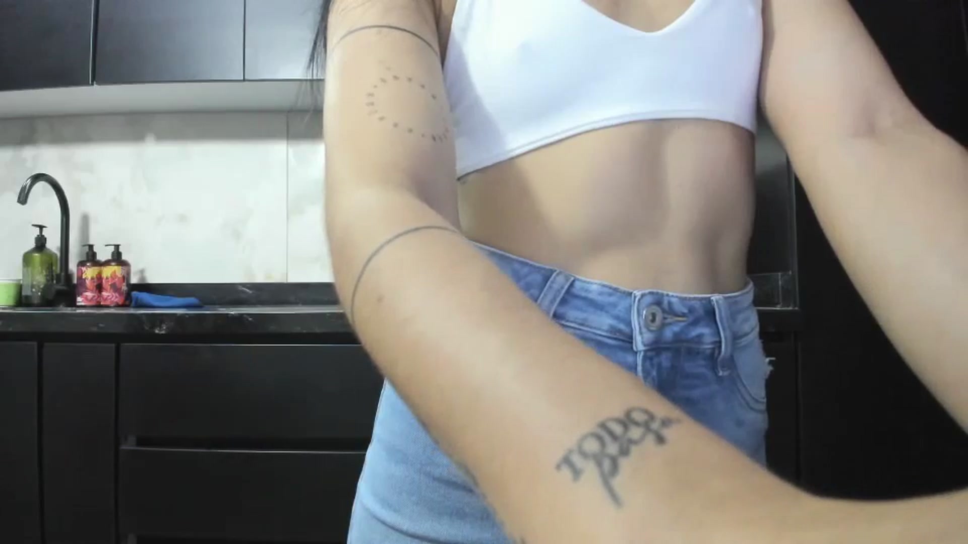 Gallery image thumbnail from Kattgalle's myfreecams stream on, 08/29/2025, 24:37 image 12 of 20