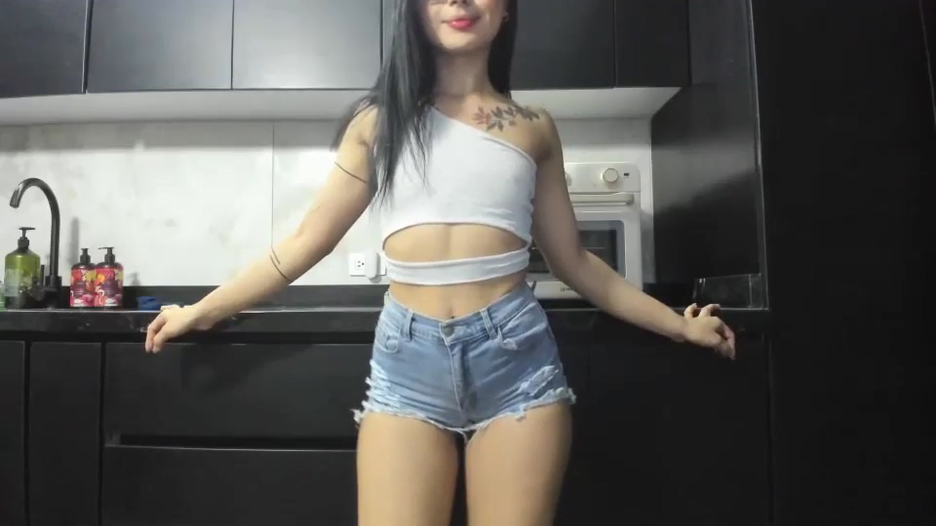 Gallery image thumbnail from Kattgalle's myfreecams stream on, 09/19/2025, 01:47 image 7 of 20
