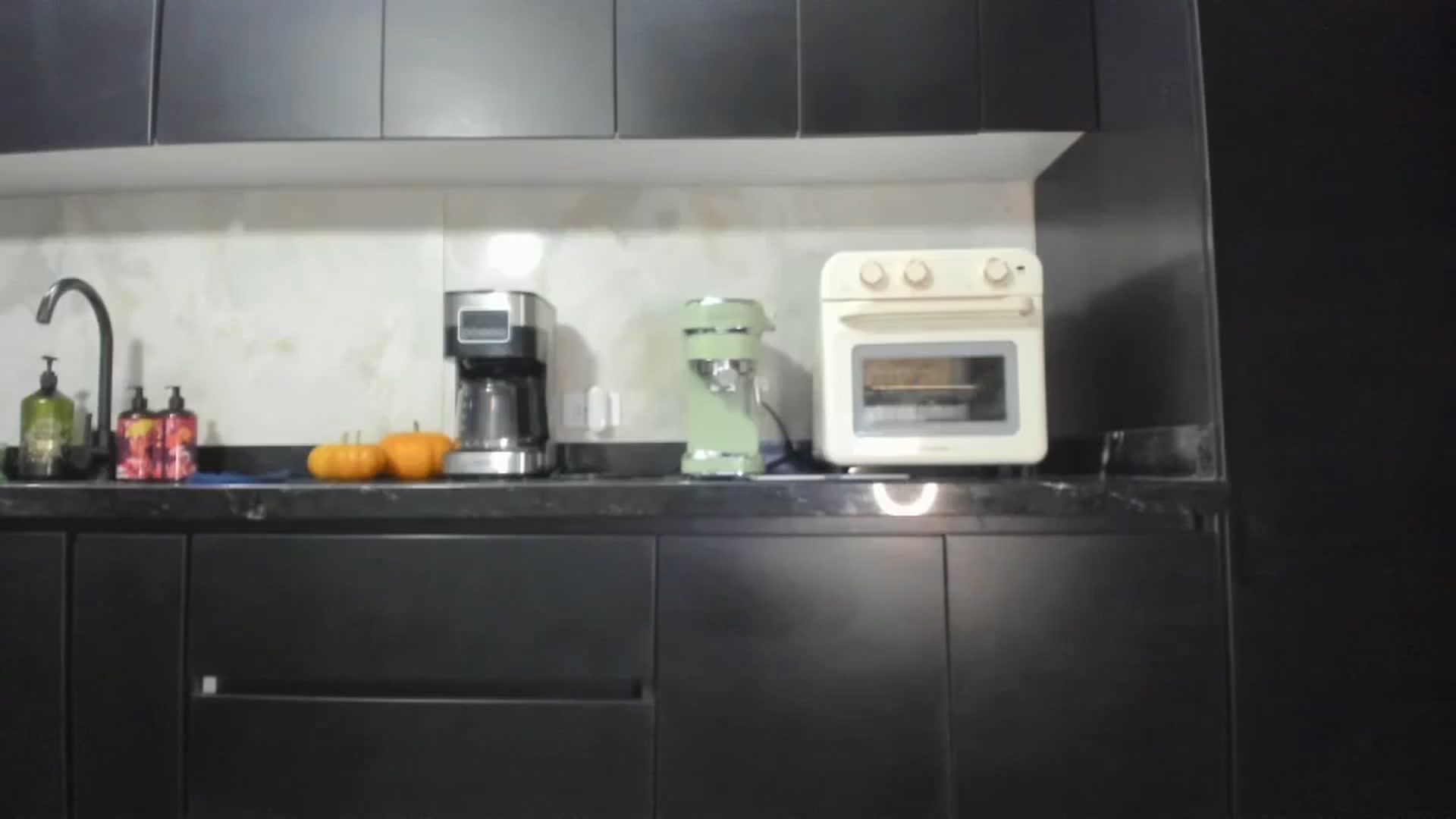 Gallery image thumbnail from Kattgalle's myfreecams stream on, 10/10/2025, 02:22 image 2 of 20