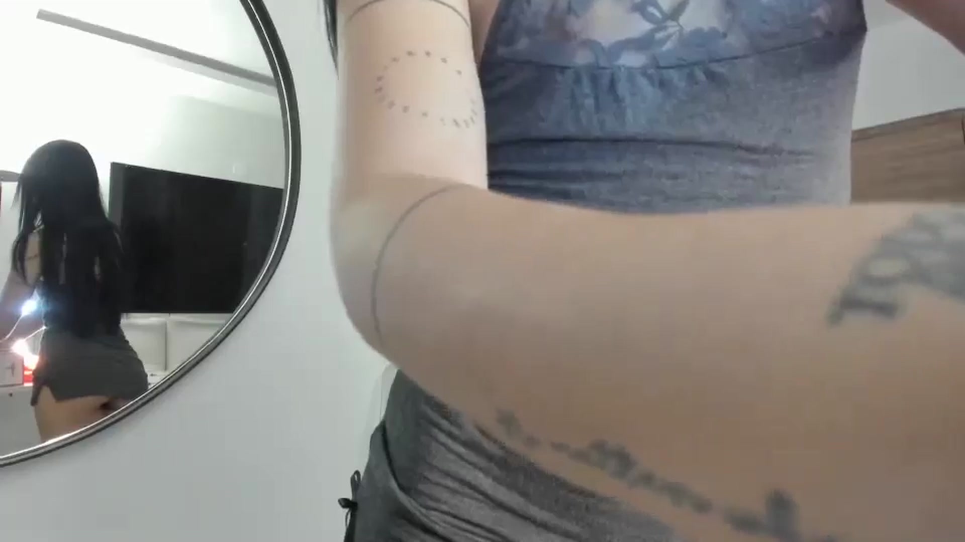 Gallery image thumbnail from Kattgalle's myfreecams stream on, 10/19/2025, 23:12 image 10 of 20