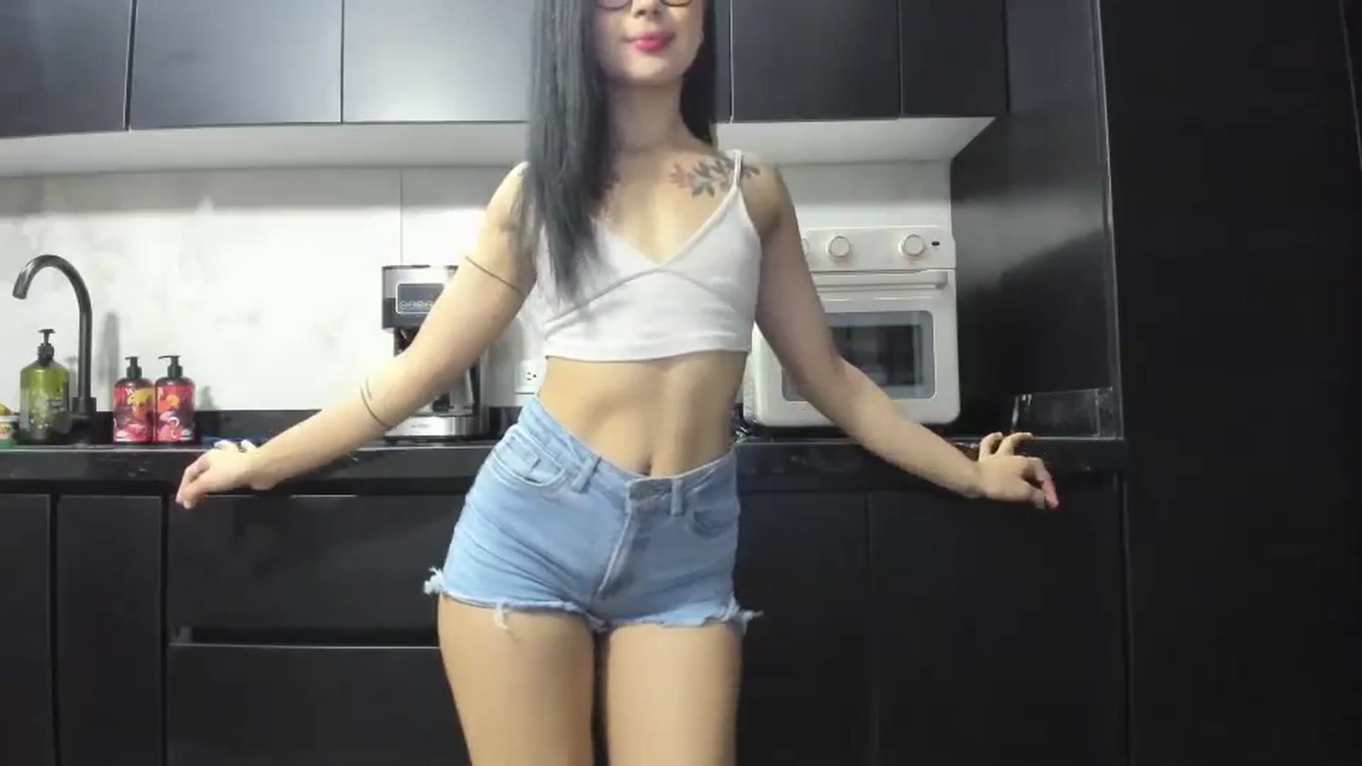 Gallery image thumbnail from Kattgalle's myfreecams stream on, 10/27/2025, 01:44 image 3 of 20