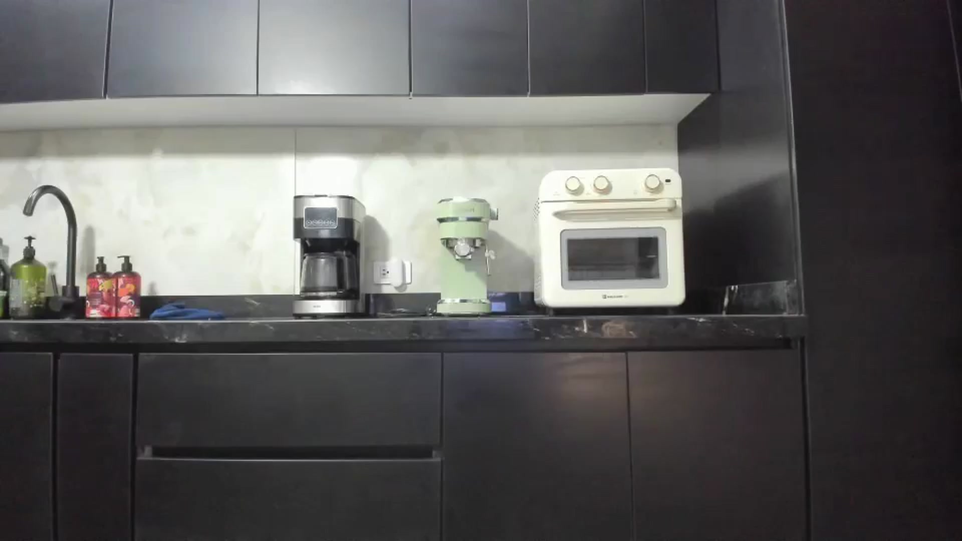Gallery image thumbnail from Kattgalle's myfreecams stream on, 11/27/2025, 05:15 image 19 of 20