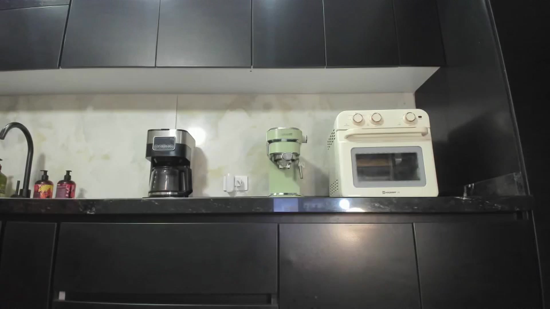 Gallery image thumbnail from Kattgalle's myfreecams stream on, 12/02/2025, 04:06 image 14 of 20