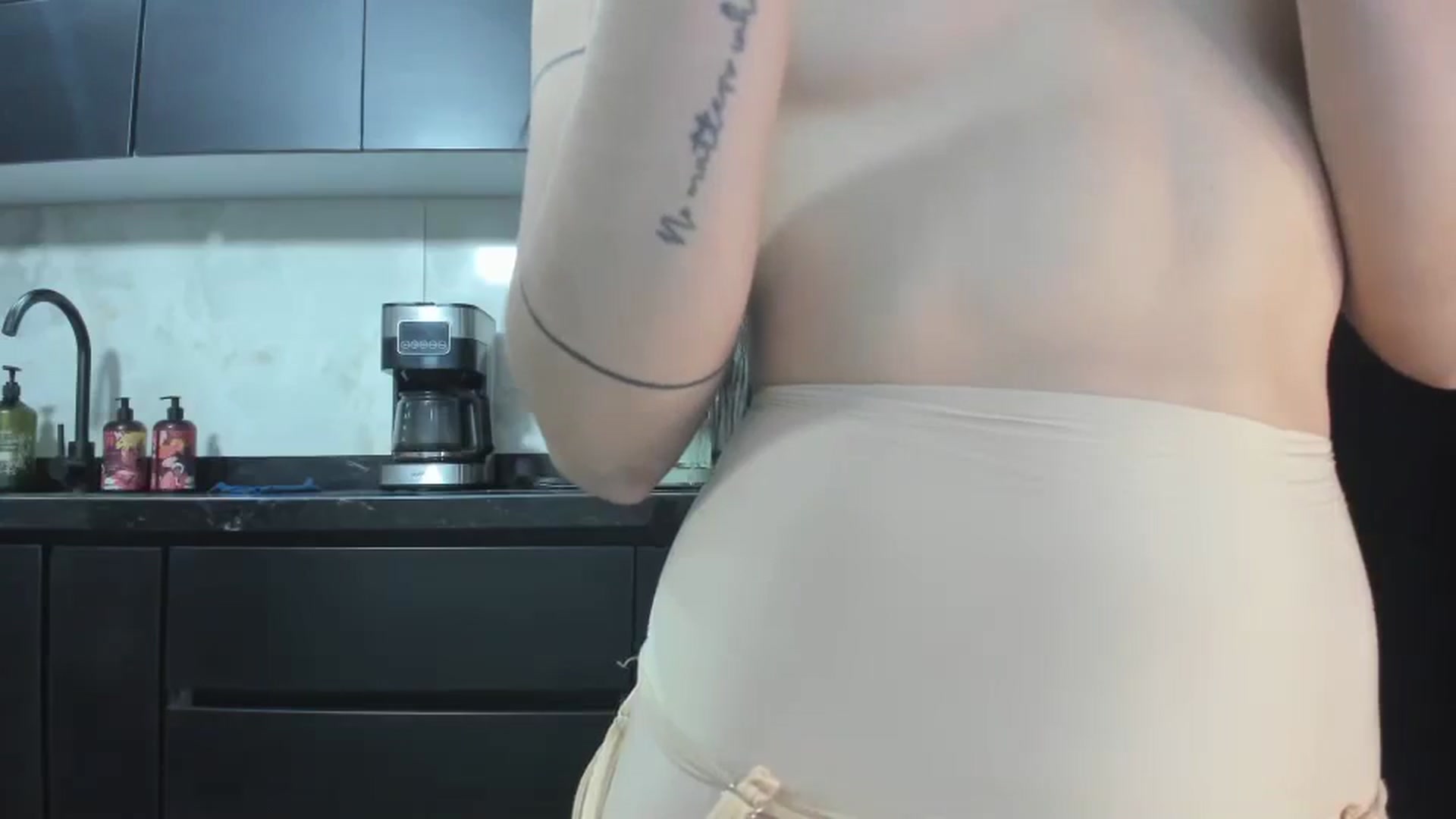 Gallery image thumbnail from Kattgalle's myfreecams stream on, 12/11/2025, 06:04 image 10 of 20