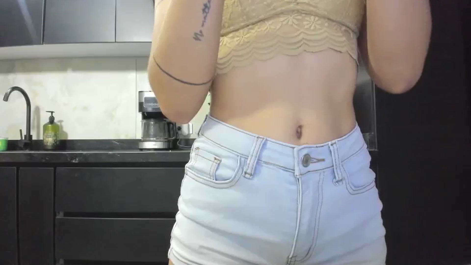 Gallery image thumbnail from Kattgalle's myfreecams stream on, 12/26/2025, 02:07 image 15 of 20