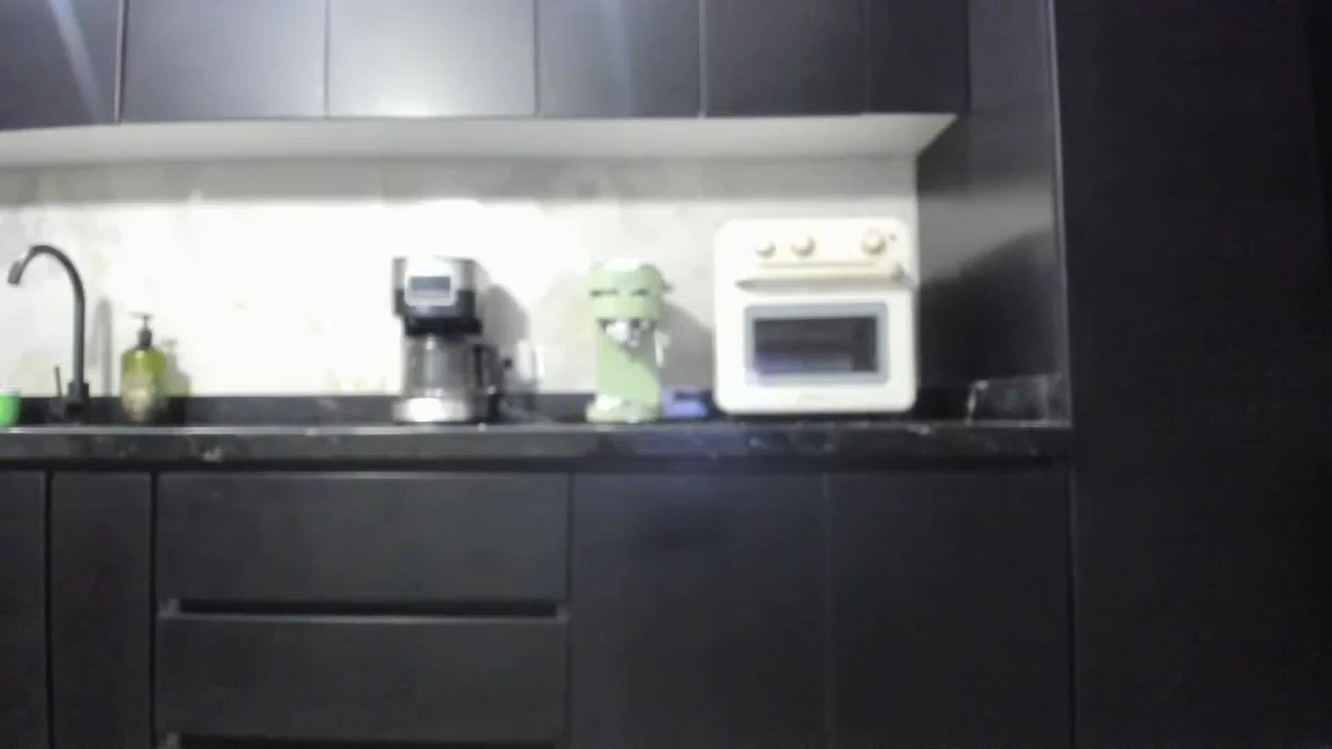 Gallery image thumbnail from Kattgalle's myfreecams stream on, 12/26/2025, 02:07 image 10 of 20