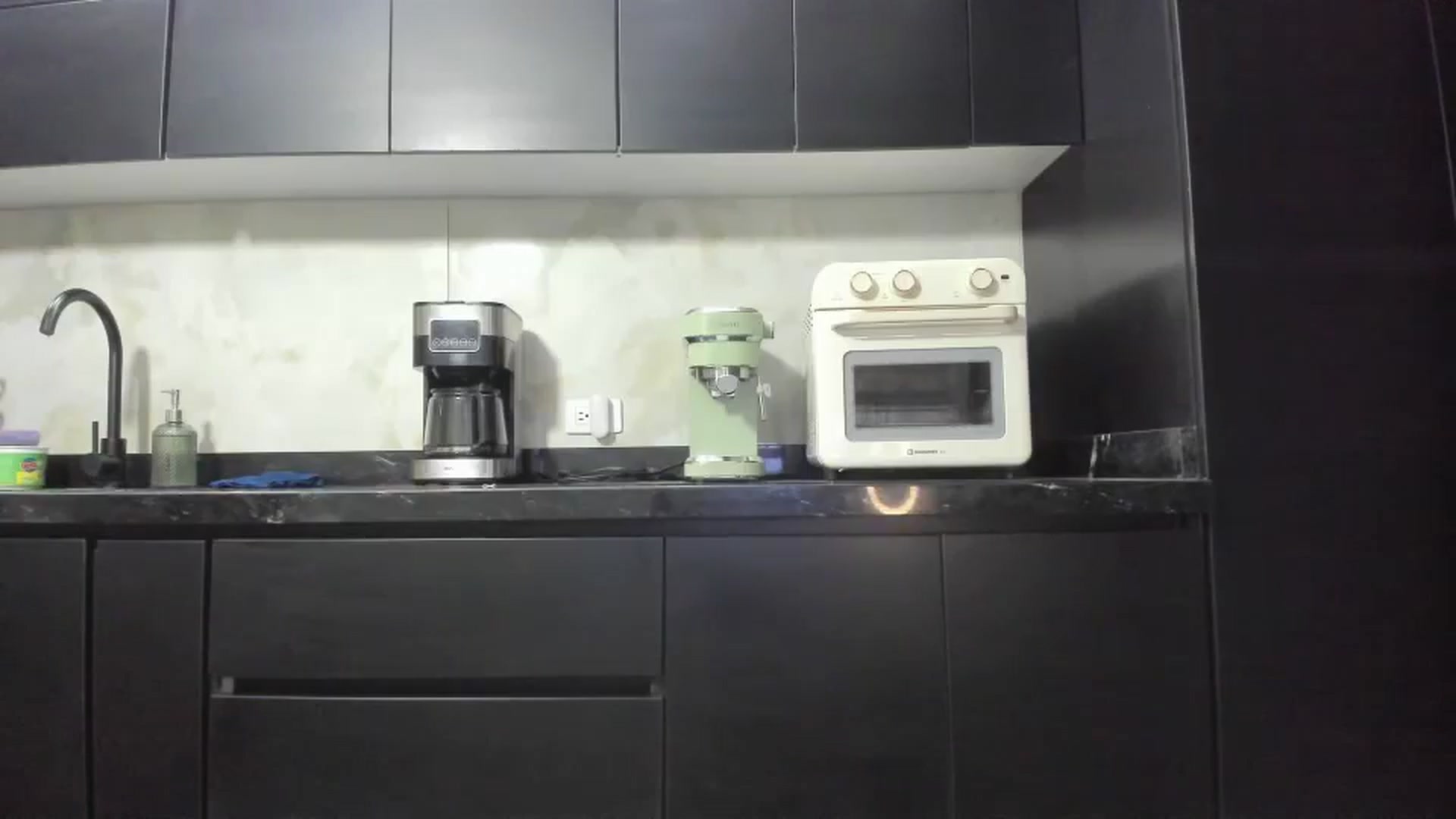 Gallery image thumbnail from Kattgalle's myfreecams stream on, 01/05/2026, 04:25 image 8 of 20