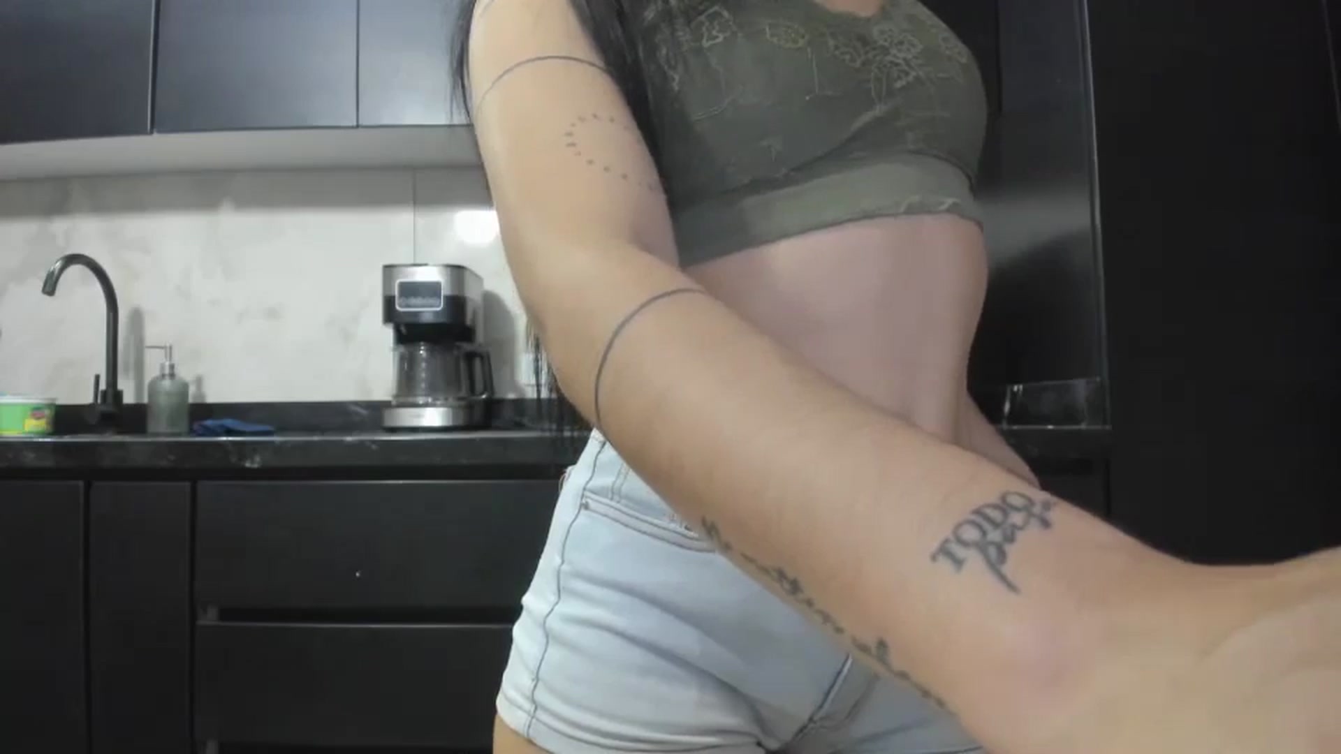 Gallery image thumbnail from Kattgalle's myfreecams stream on, 01/10/2026, 24:51 image 17 of 20