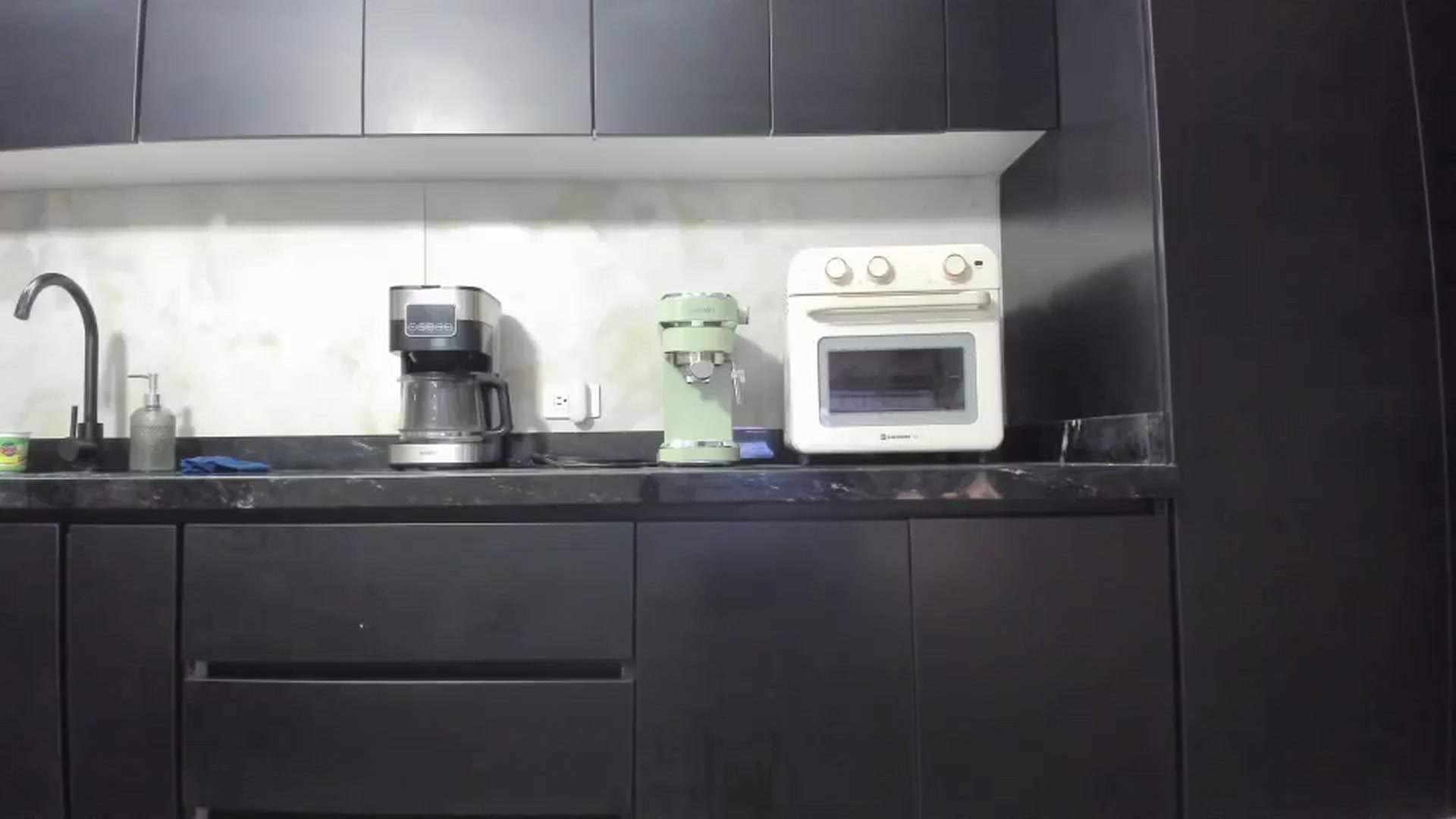 Gallery image thumbnail from Kattgalle's myfreecams stream on, 01/10/2026, 01:43 image 3 of 20