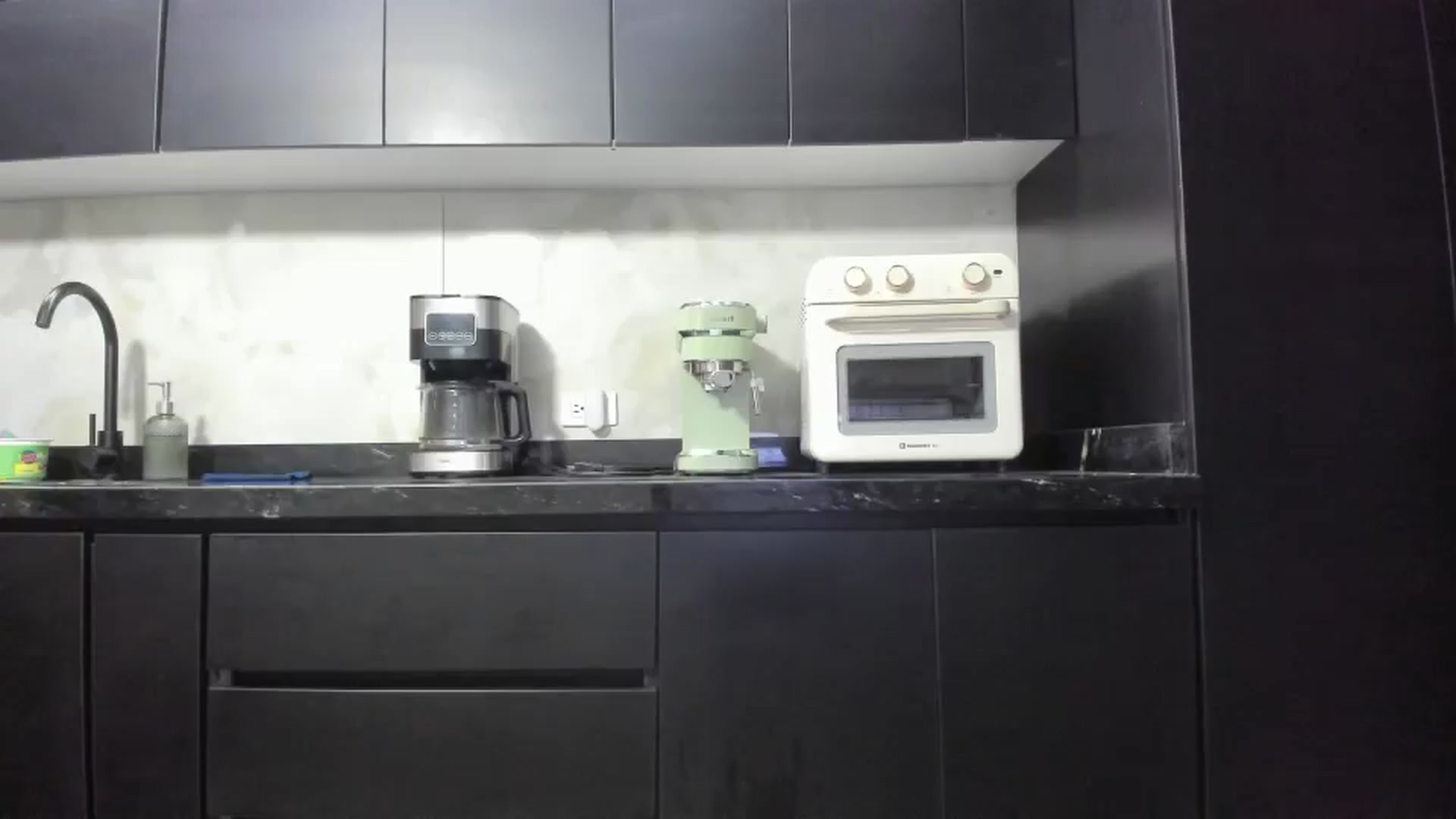 Gallery image thumbnail from Kattgalle's myfreecams stream on, 01/11/2026, 02:18 image 9 of 20