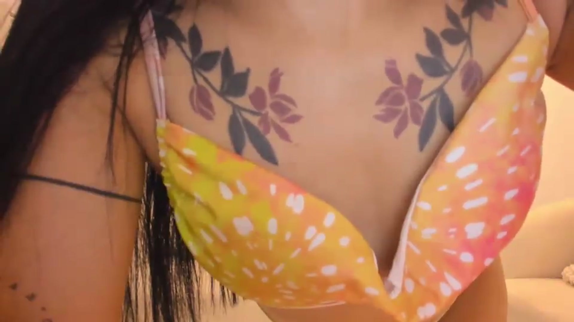 Gallery image thumbnail from Kattgalle's myfreecams stream on, 04/03/2026, 06:34 image 13 of 20