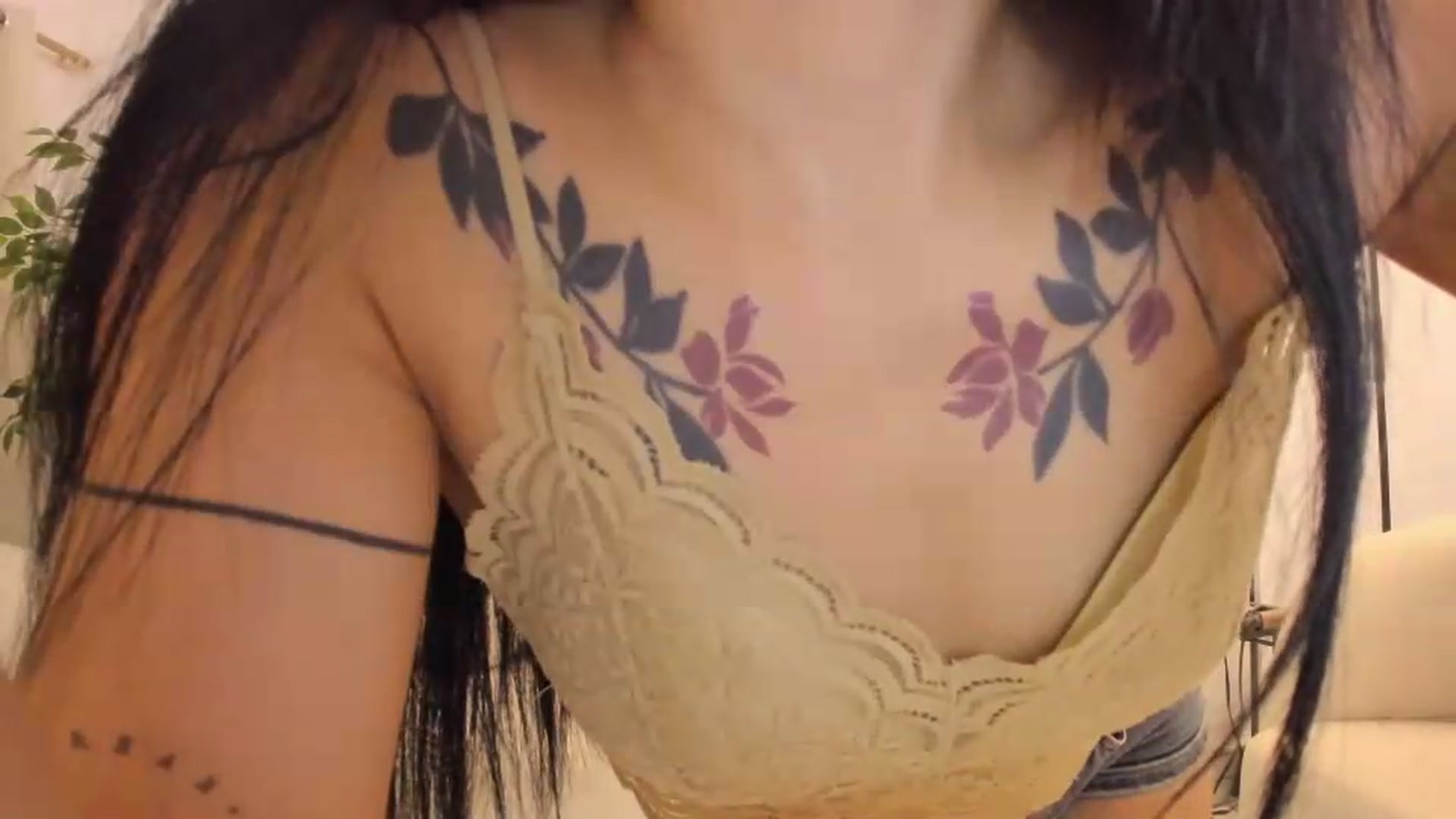 Gallery image thumbnail from Kattgalle's myfreecams stream on, 05/19/2026, 19:09 image 13 of 20