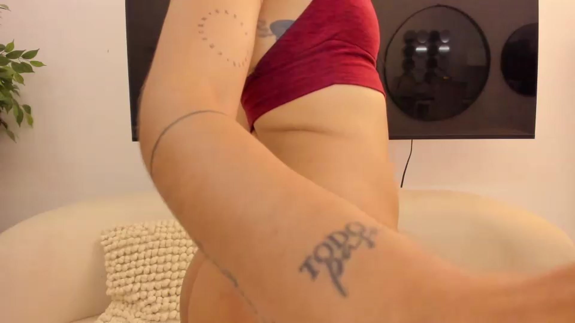 Gallery image thumbnail from Kattgalle's myfreecams stream on, 07/07/2026, 02:41 image 10 of 20