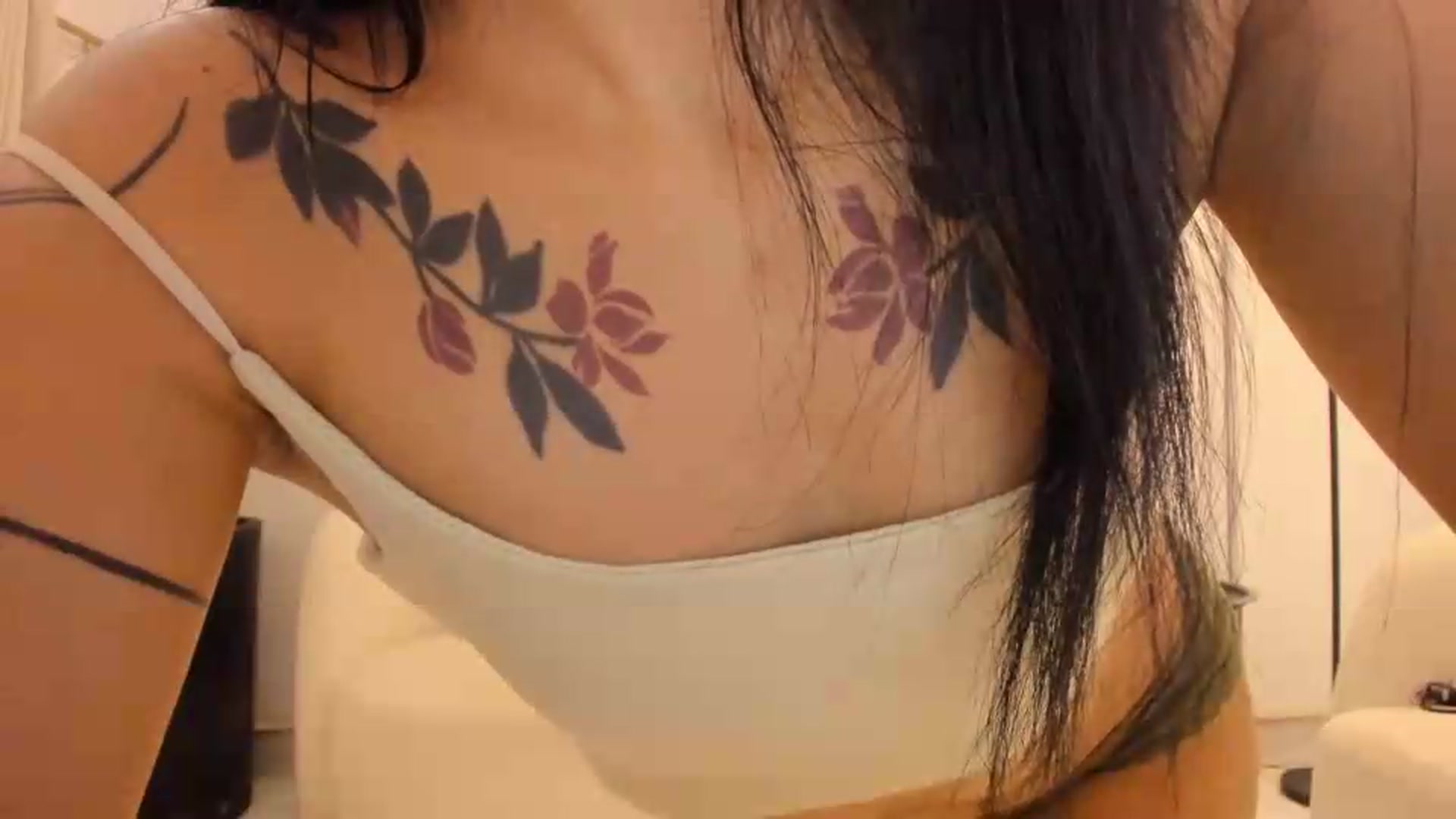Gallery image thumbnail from Kattgalle's myfreecams stream on, 07/18/2026, 06:00 image 18 of 20