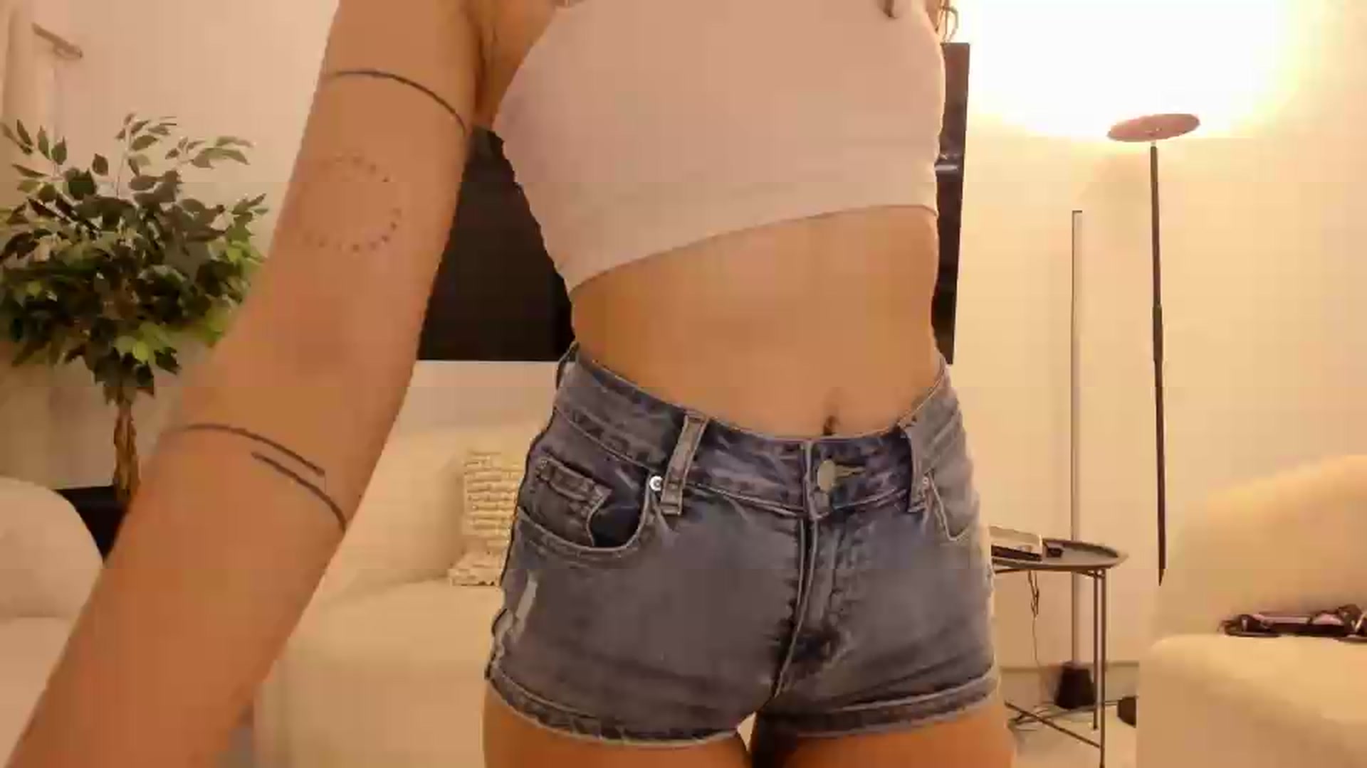 Gallery image thumbnail from Kattgalle's myfreecams stream on, 07/28/2026, 02:40 image 1 of 20