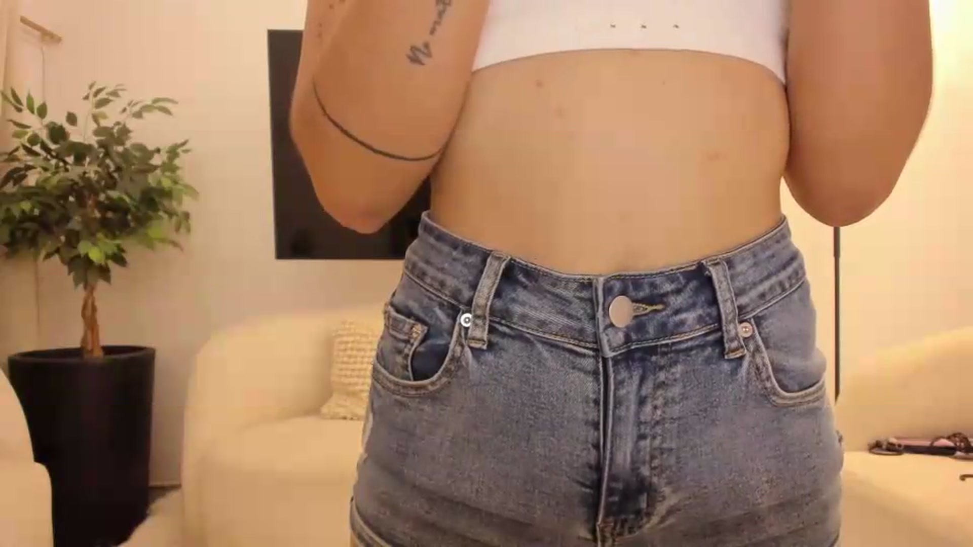 Gallery image thumbnail from Kattgalle's myfreecams stream on, 08/09/2026, 20:53 image 4 of 20