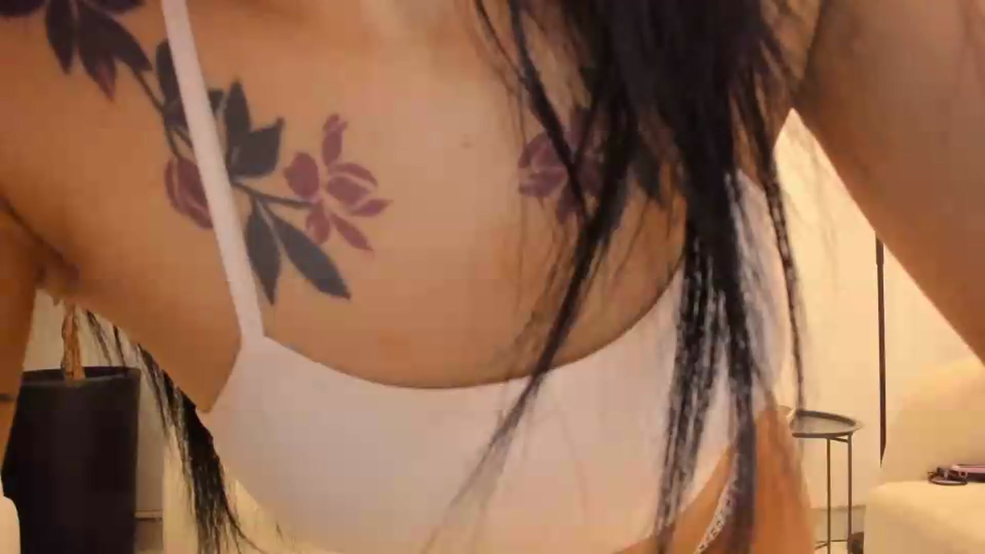 Gallery image thumbnail from Kattgalle's myfreecams stream on, 08/10/2026, 05:30 image 9 of 20
