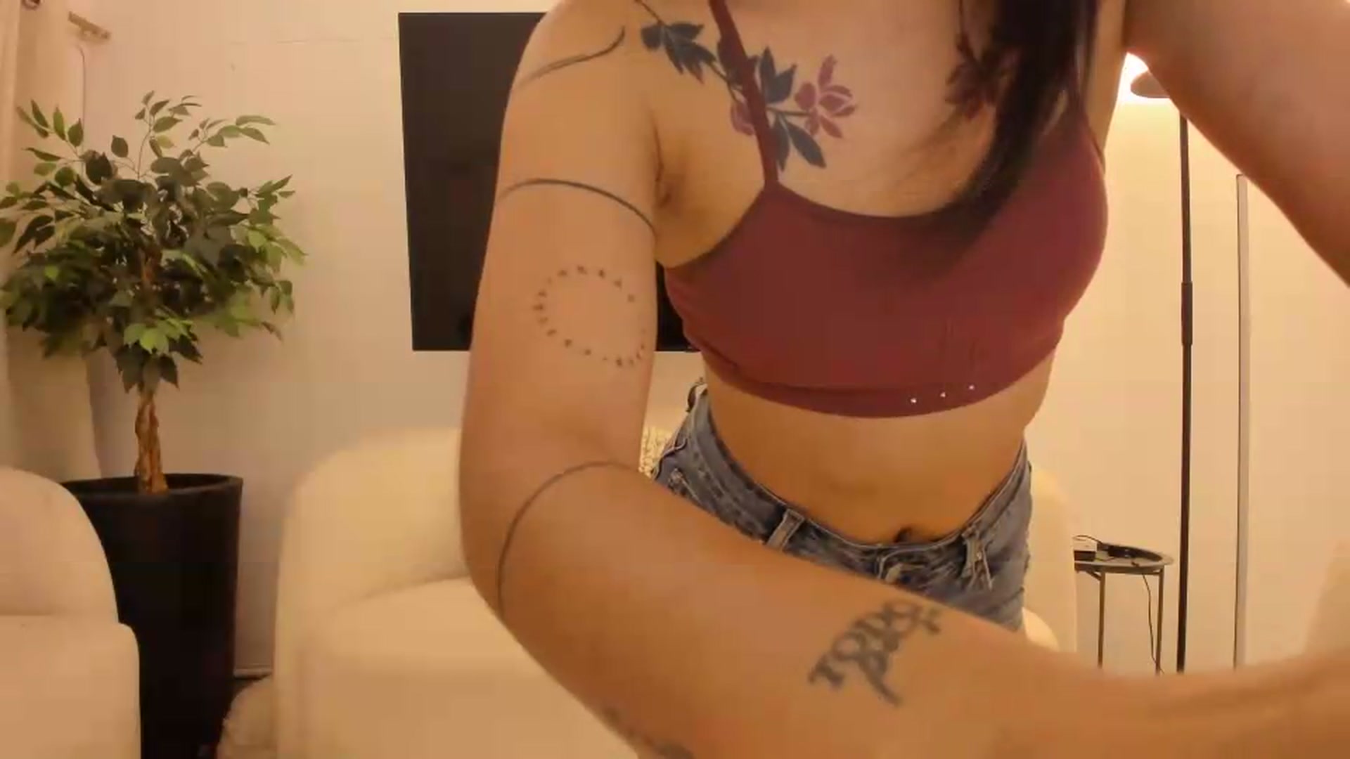 Gallery image thumbnail from Kattgalle's myfreecams stream on, 08/22/2026, 03:10 image 8 of 20