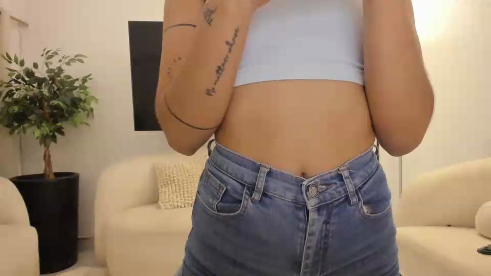 Gallery image thumbnail from Kattgalle's myfreecams stream on, 09/18/2026, 01:45 image 5 of 20