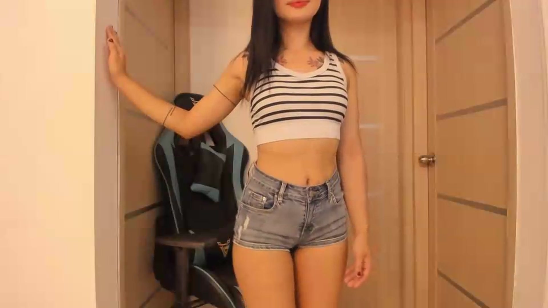 Gallery image thumbnail from Kattgalle's myfreecams stream on, 09/25/2026, 24:37 image 10 of 20