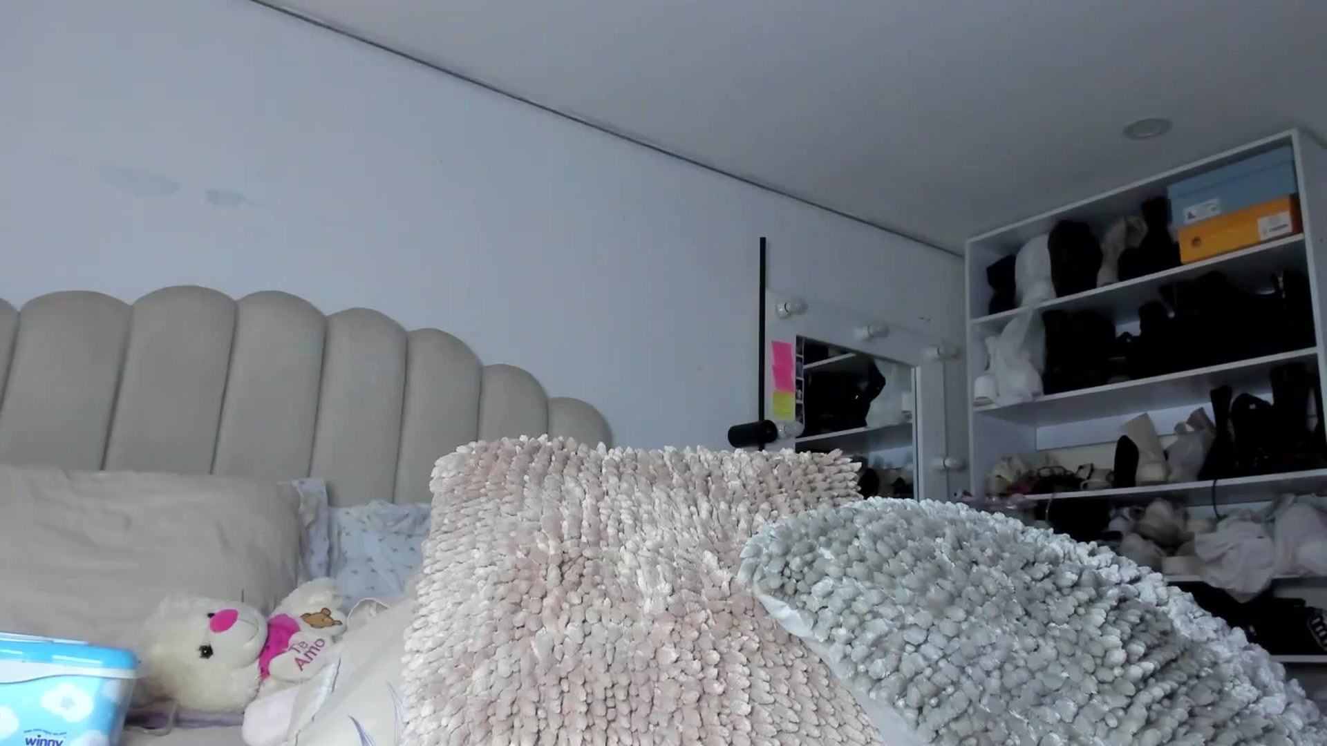 Gallery image thumbnail from Katthe_'s myfreecams stream on, 03/21/2026, 19:43 image 14 of 20