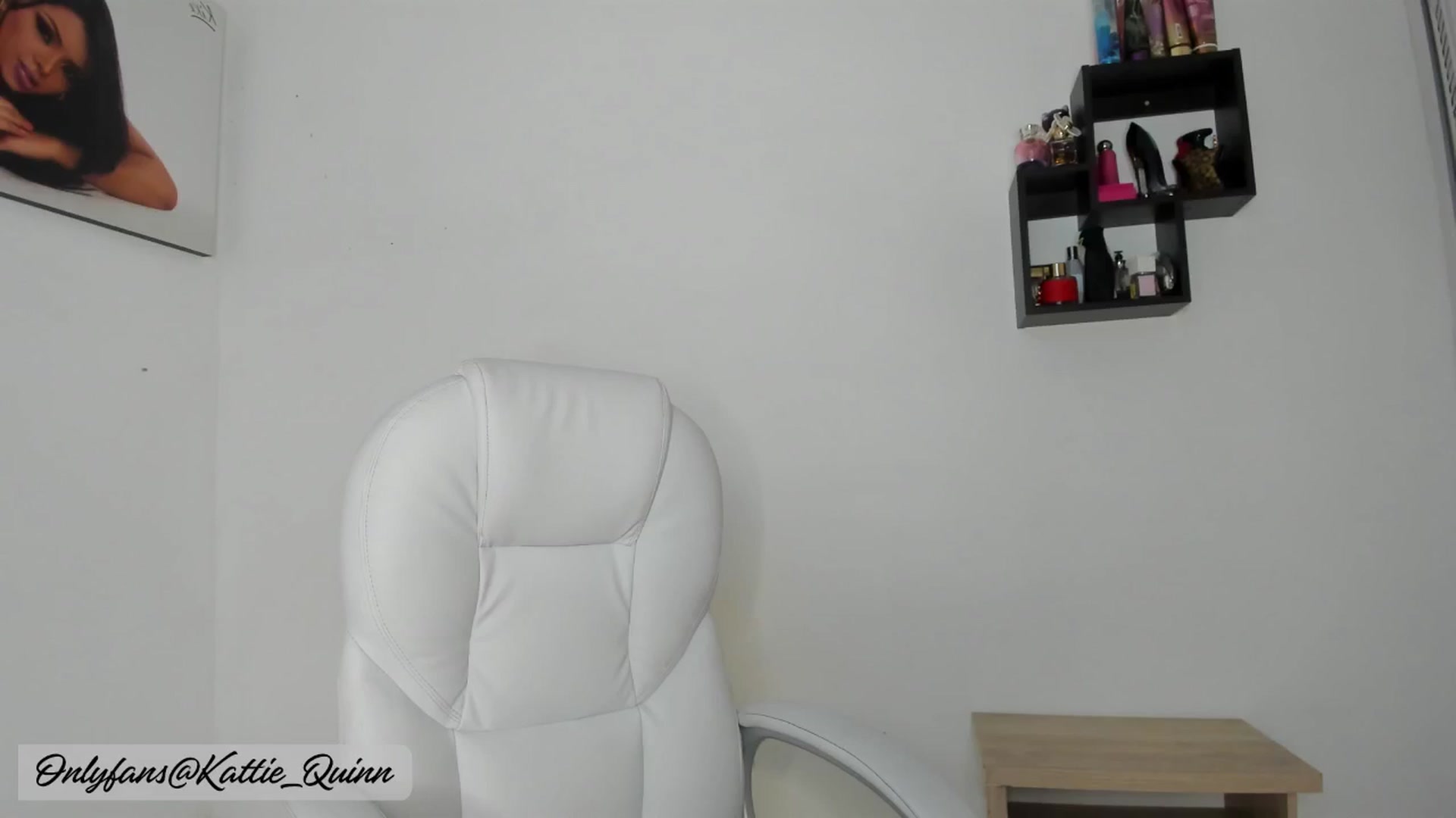 Gallery image thumbnail from Kattie_Quinn's myfreecams stream on, 03/28/2025, 04:21 image 14 of 20