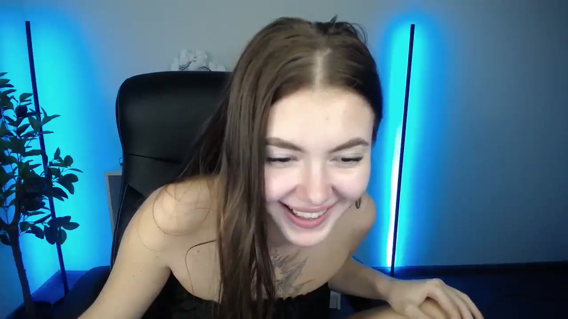 Gallery image thumbnail from KattyAmes's myfreecams stream on, 11/23/2025, 13:46 image 5 of 20
