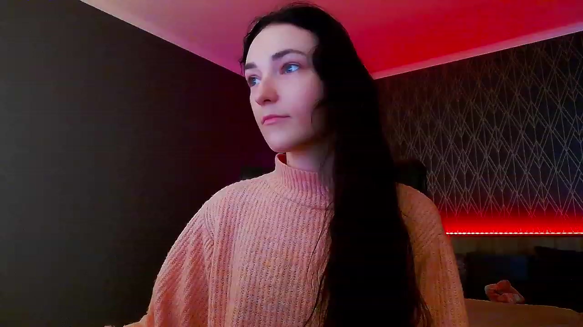 Gallery image thumbnail from KattySteal's myfreecams stream on, 12/03/2022, 12:11 image 19 of 20