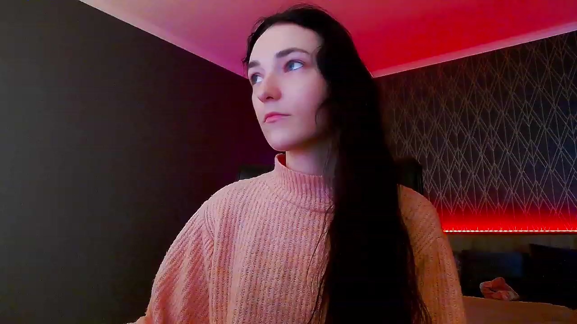 Gallery image thumbnail from KattySteal's myfreecams stream on, 12/03/2022, 12:11 image 17 of 20