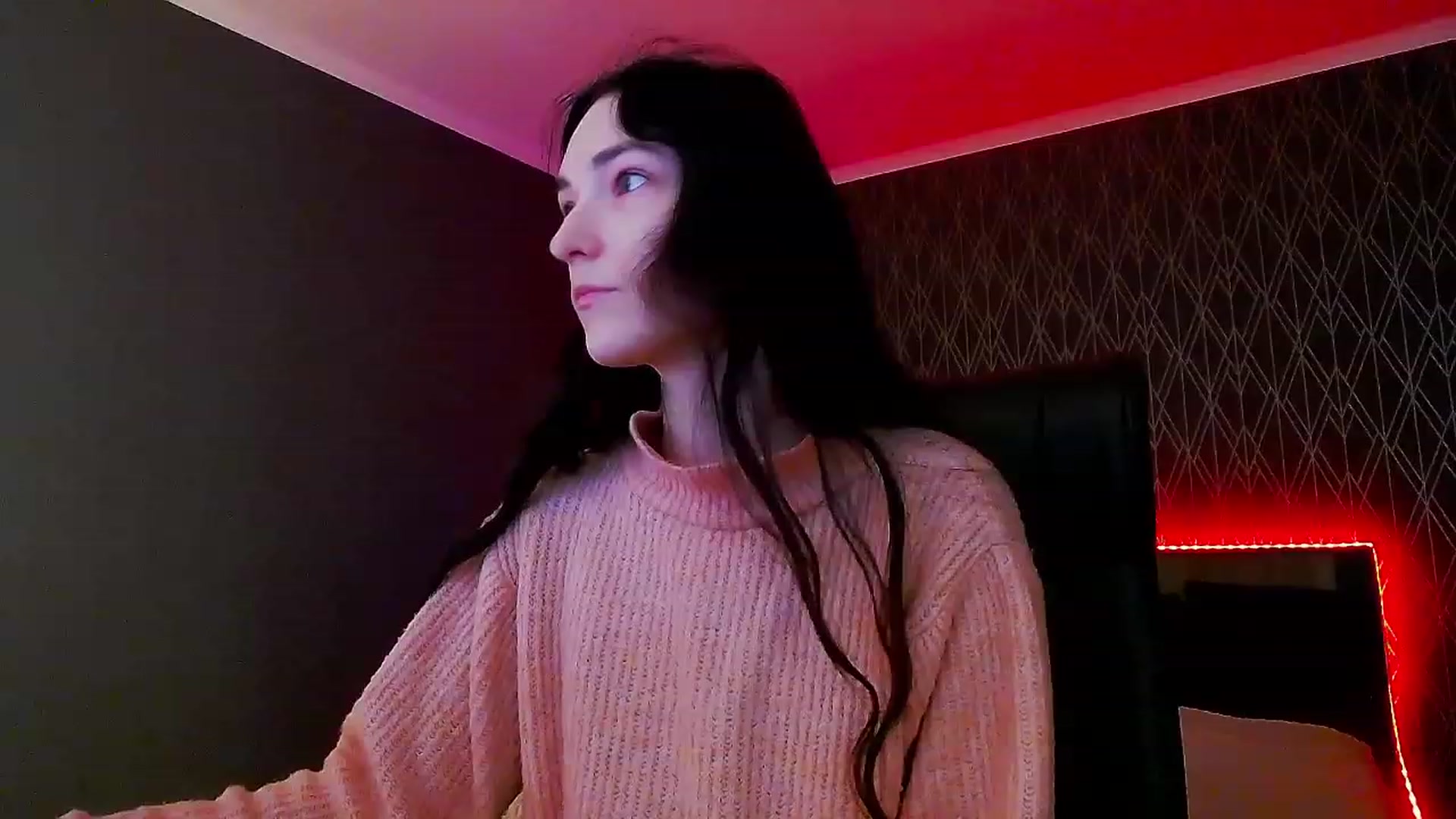 Gallery image thumbnail from KattySteal's myfreecams stream on, 12/05/2022, 08:10 image 19 of 20