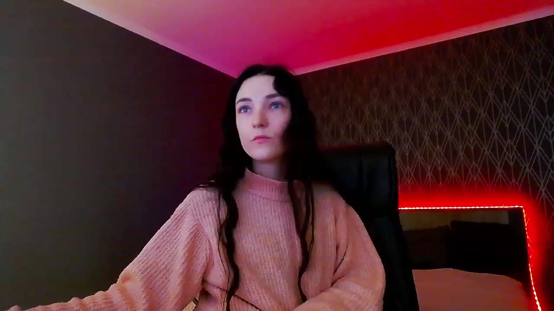 Gallery image thumbnail from KattySteal's myfreecams stream on, 12/05/2022, 09:44 image 11 of 20