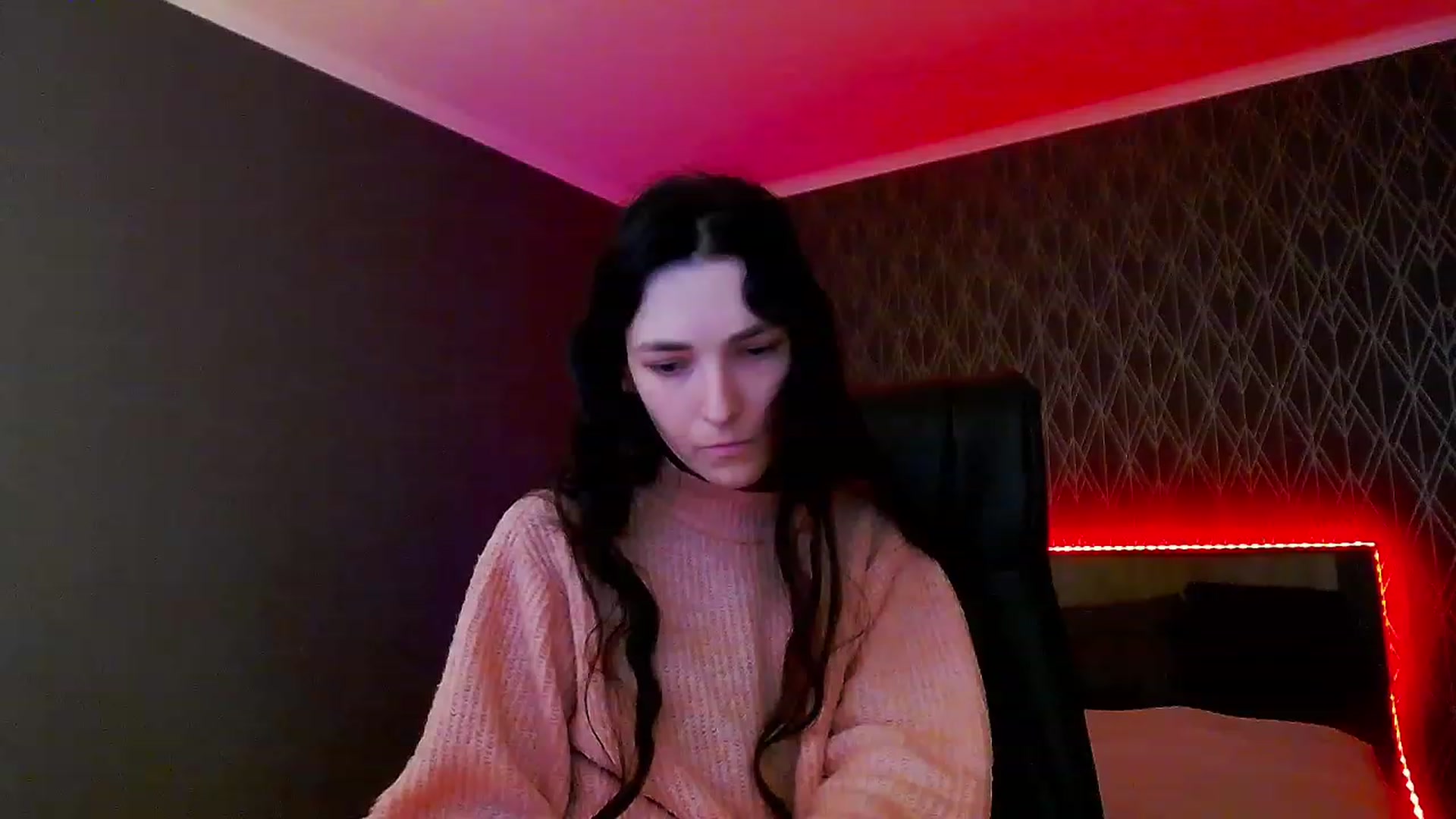 Gallery image thumbnail from KattySteal's myfreecams stream on, 12/05/2022, 09:44 image 14 of 20