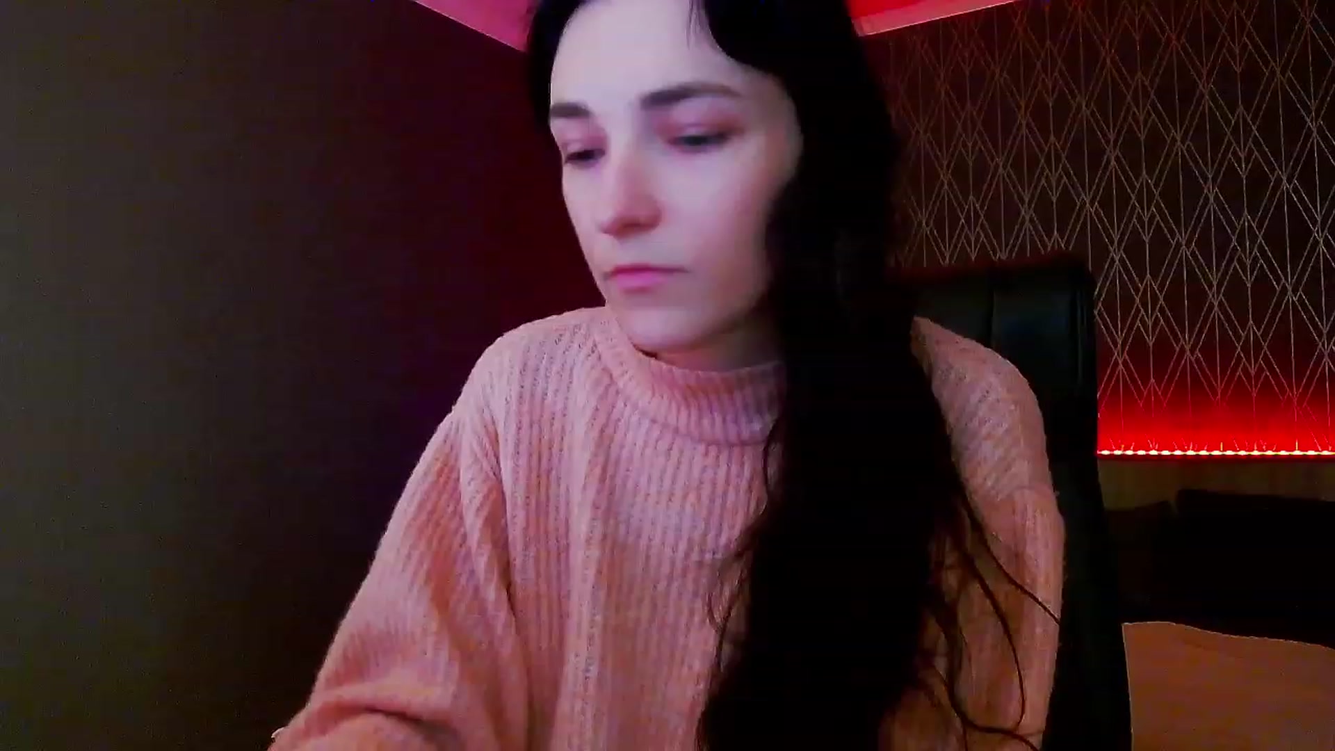 Gallery image thumbnail from KattySteal's myfreecams stream on, 12/05/2022, 11:26 image 3 of 20