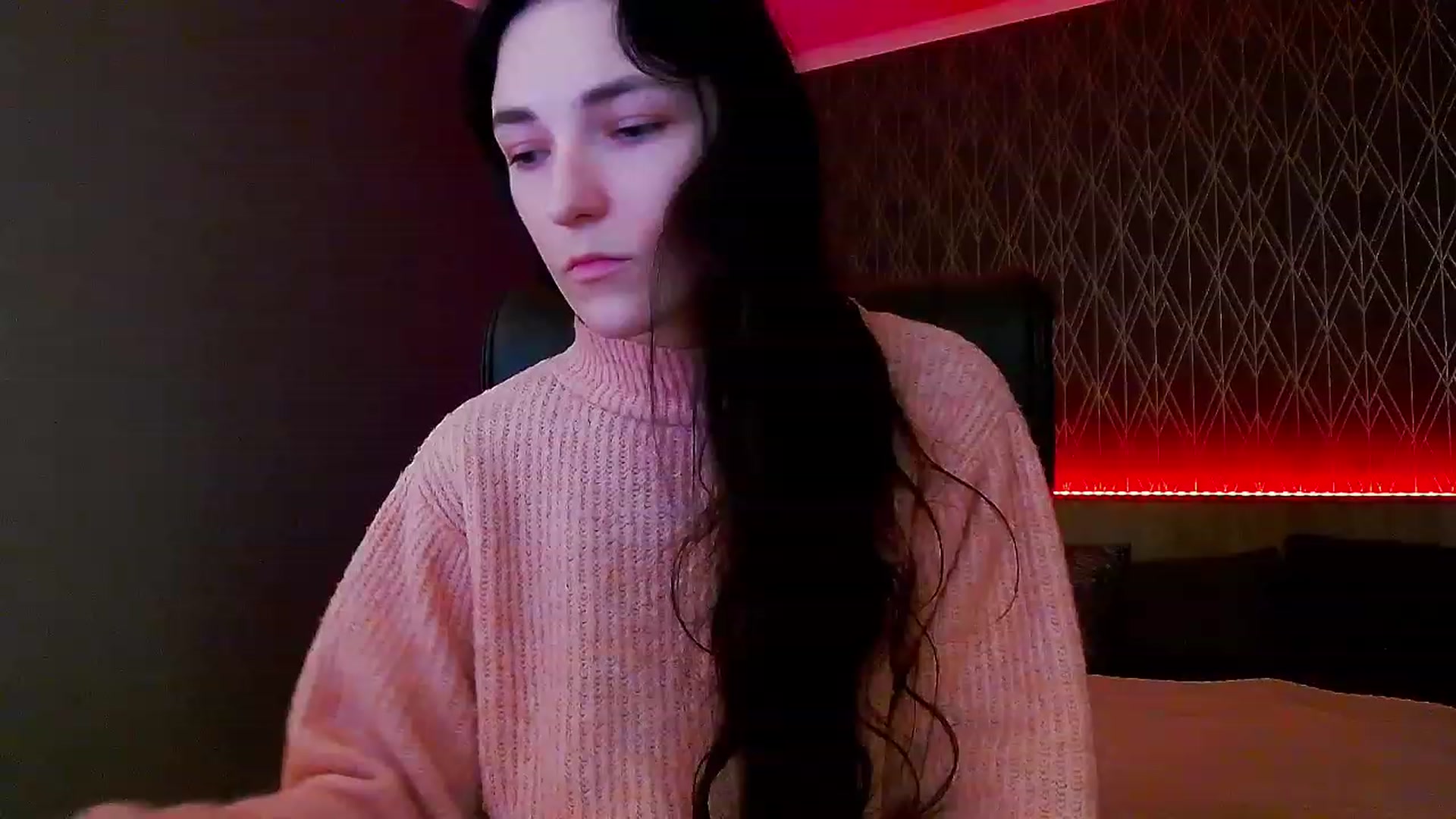 Gallery image thumbnail from KattySteal's myfreecams stream on, 12/05/2022, 11:26 image 15 of 20