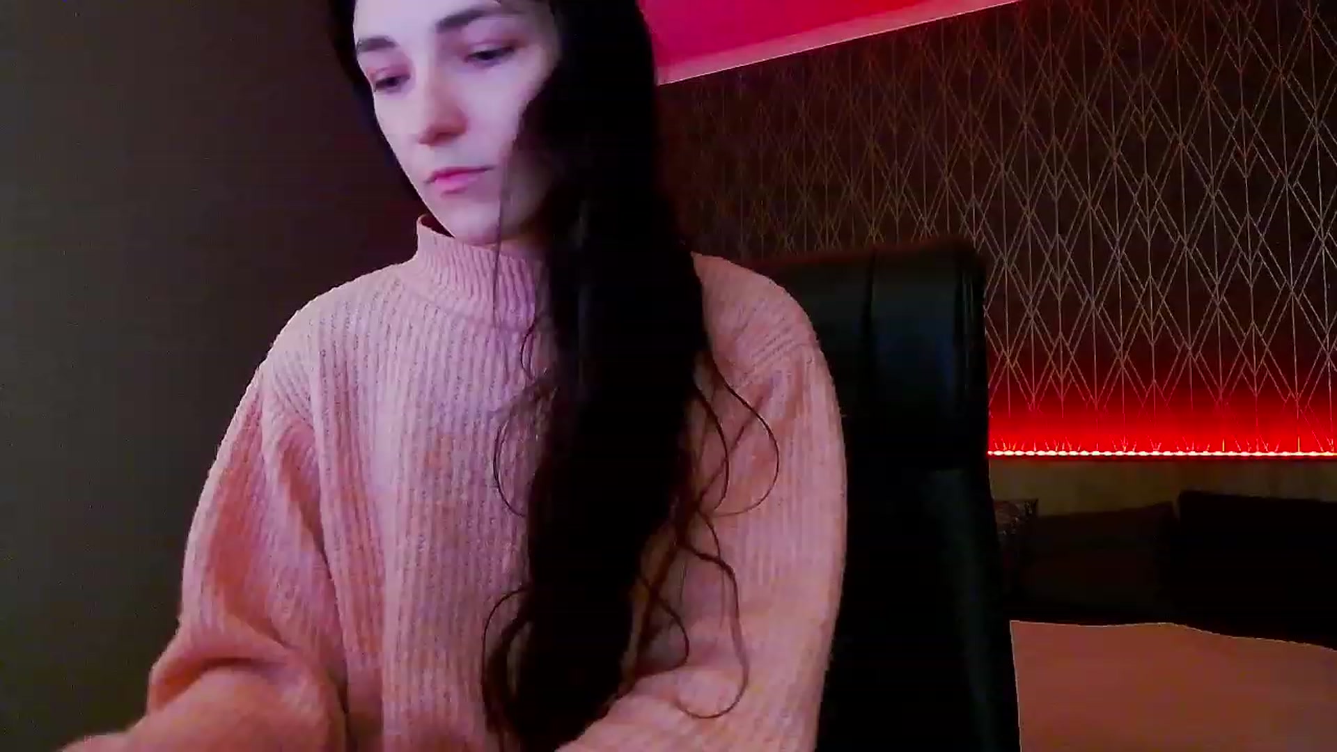 Gallery image thumbnail from KattySteal's myfreecams stream on, 12/05/2022, 11:26 image 12 of 20