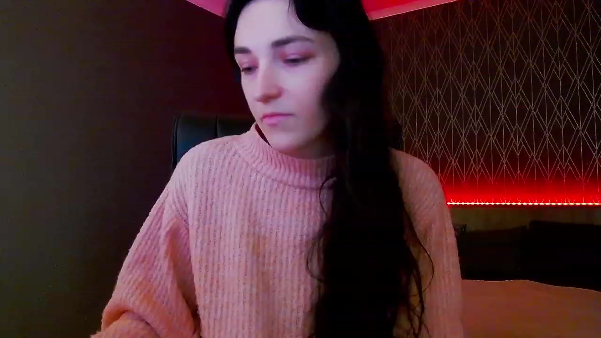Gallery image thumbnail from KattySteal's myfreecams stream on, 12/05/2022, 11:26 image 5 of 20