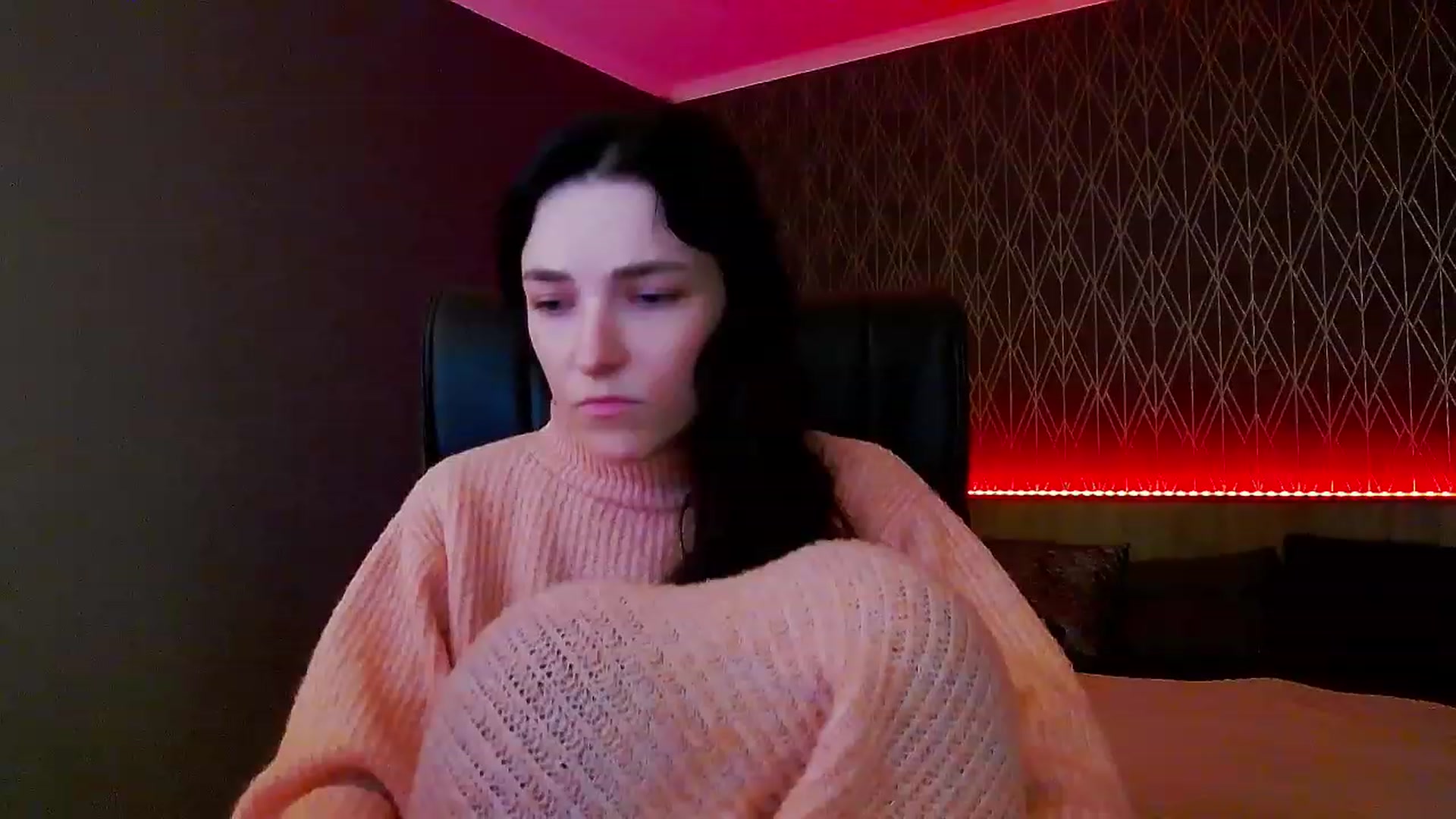 Gallery image thumbnail from KattySteal's myfreecams stream on, 12/05/2022, 11:26 image 4 of 20
