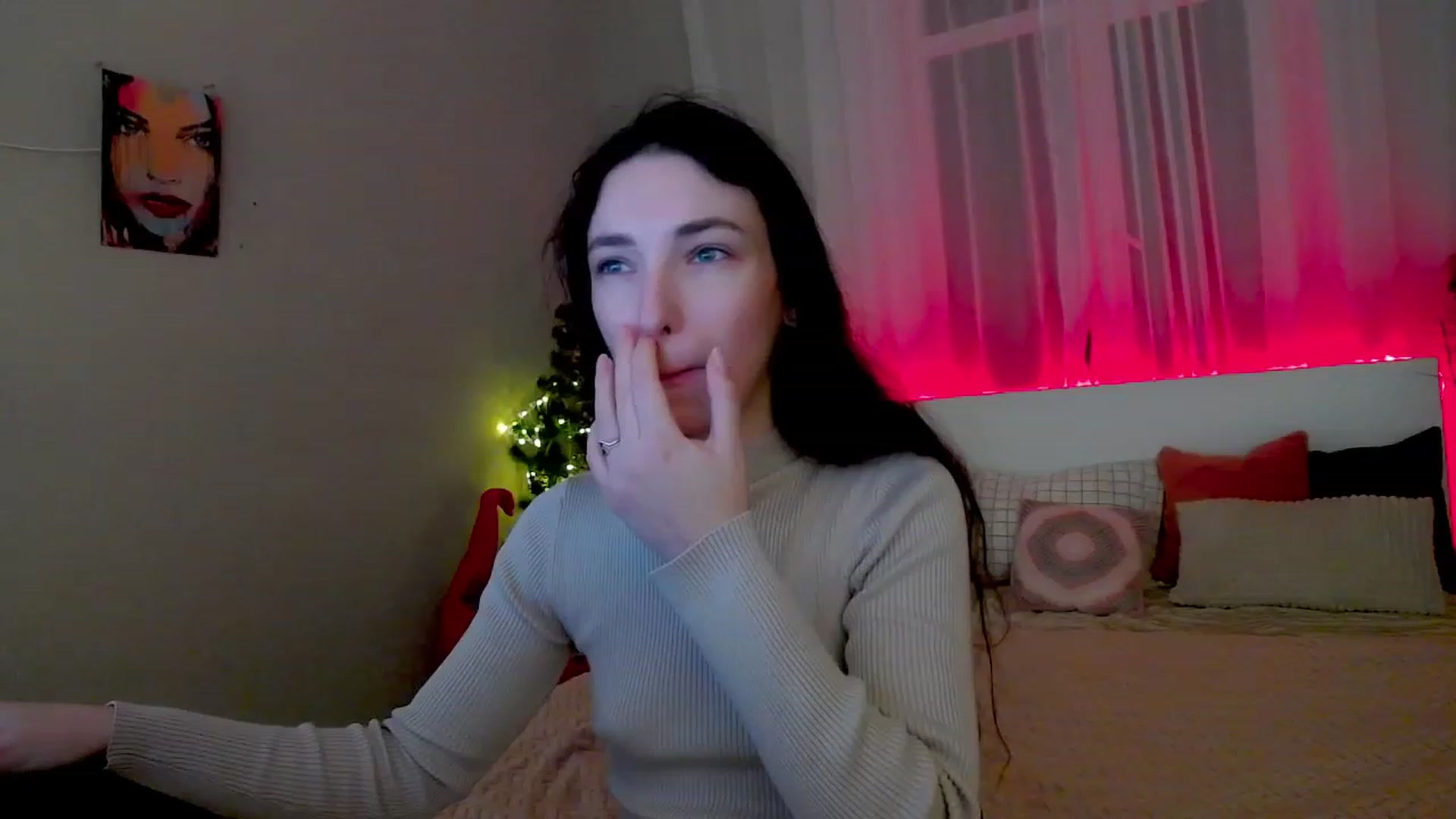 Gallery image thumbnail from KattySteal's myfreecams stream on, 12/23/2022, 09:08 image 12 of 20