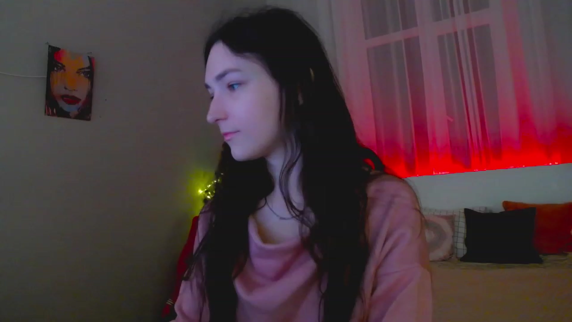 Gallery image thumbnail from KattySteal's myfreecams stream on, 12/26/2022, 08:23 image 7 of 20