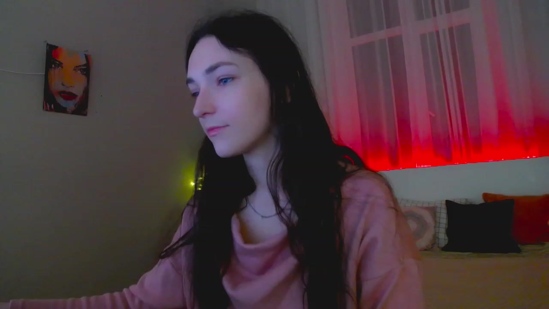 Gallery image thumbnail from KattySteal's myfreecams stream on, 12/26/2022, 08:23 image 6 of 20
